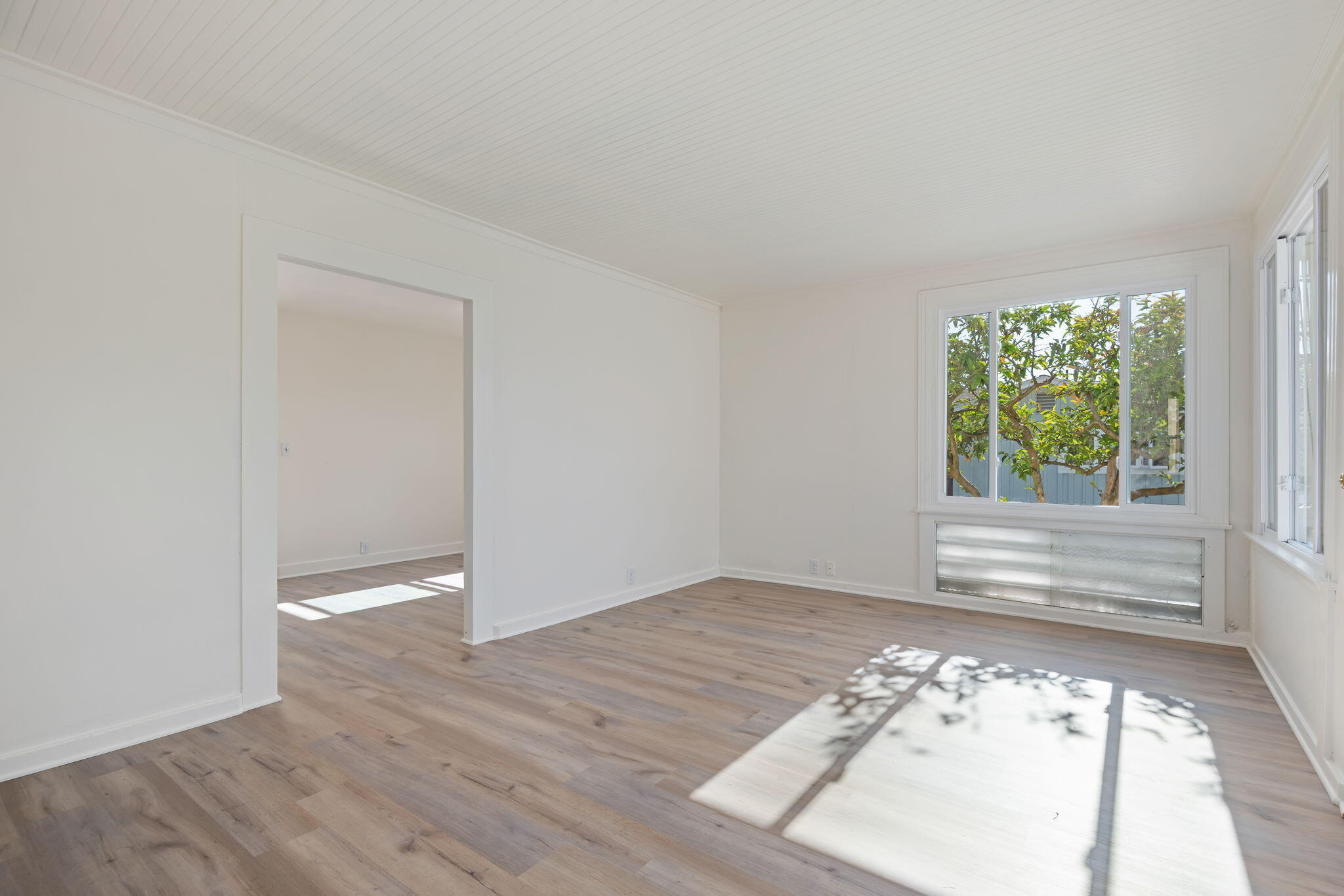 4633 9th Street
