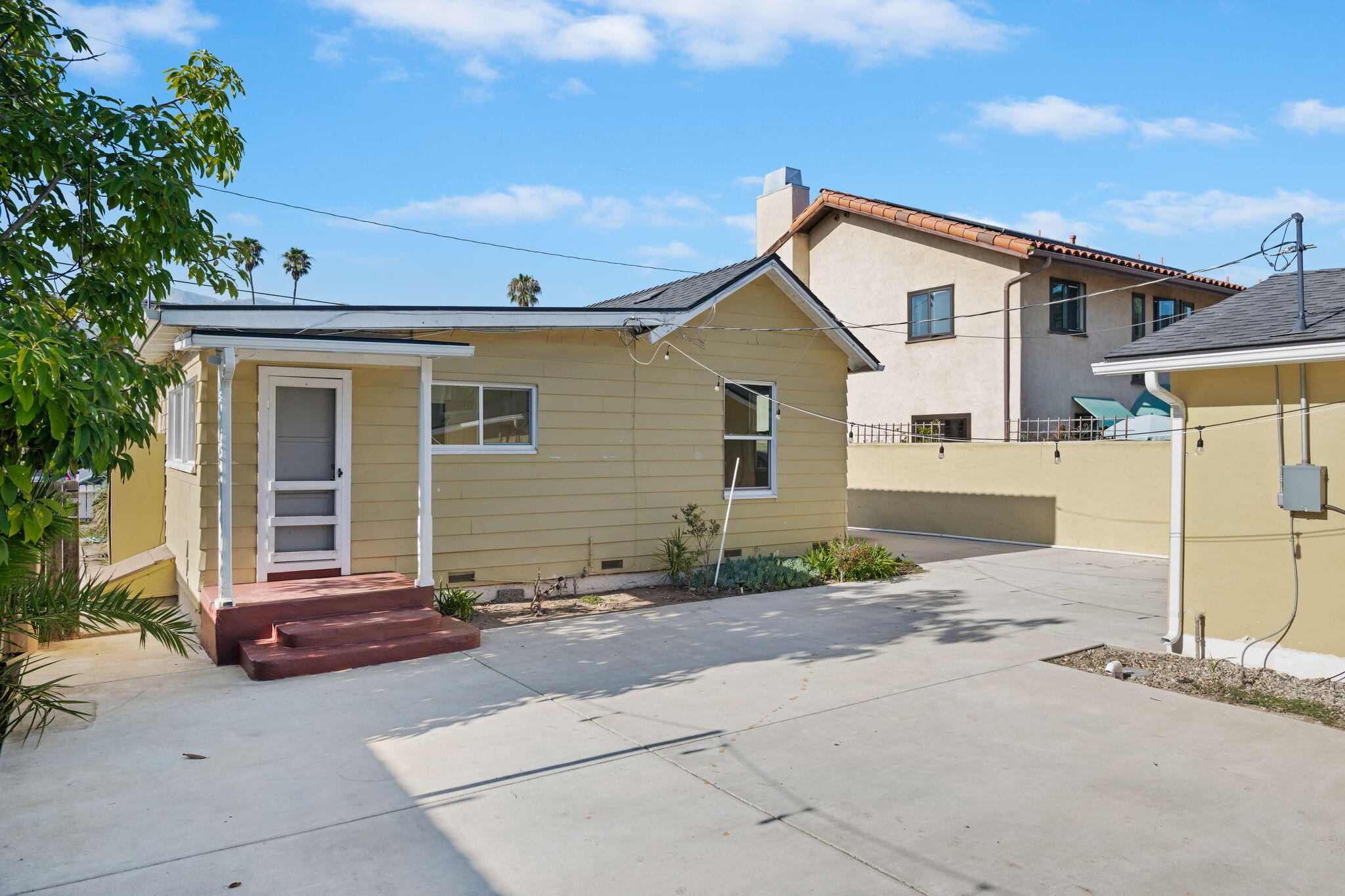 4633 9th Street