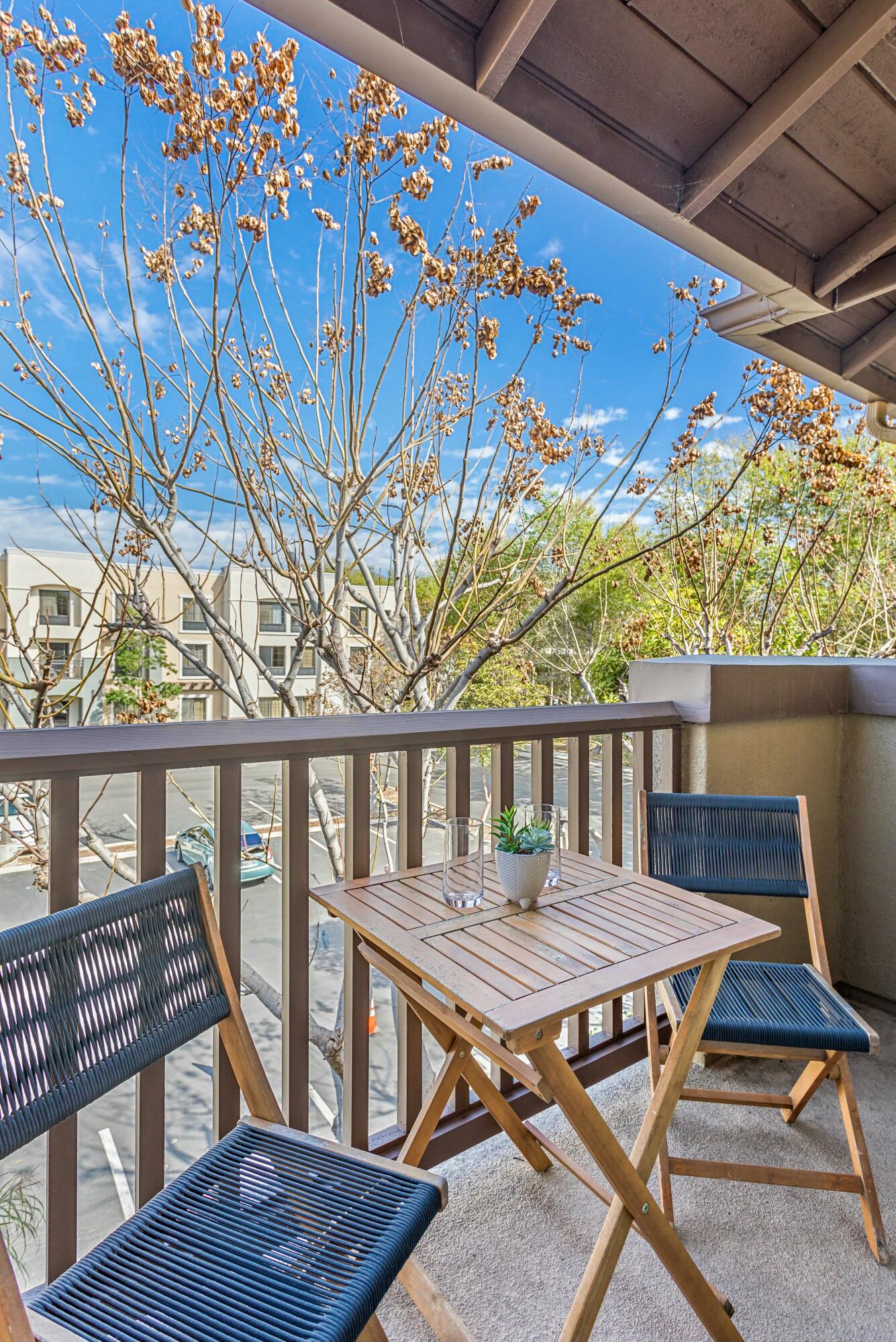 Goleta, California 93117, United States, 3 Bedrooms Bedrooms, ,3 BathroomsBathrooms,Residential,Active,128122