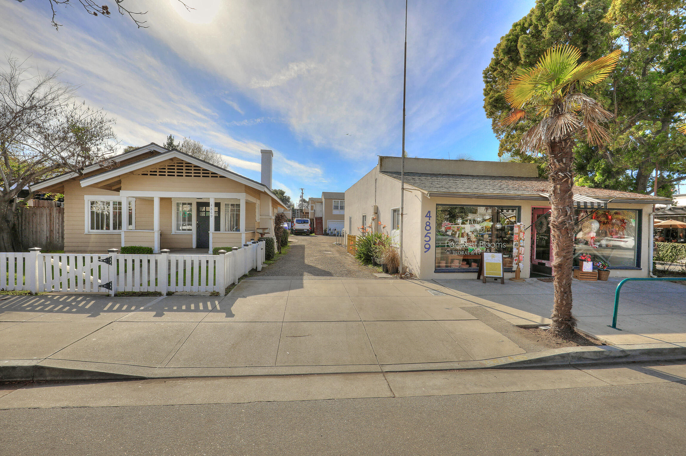 4869 Carpinteria Avenue