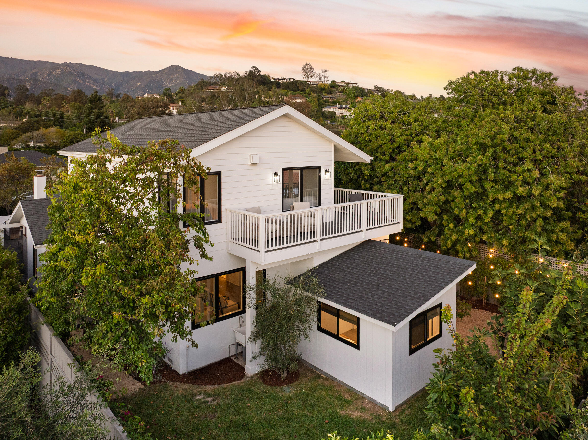 Santa Barbara, California 93108, United States, 3 Bedrooms Bedrooms, ,4 BathroomsBathrooms,Residential,Active,227428