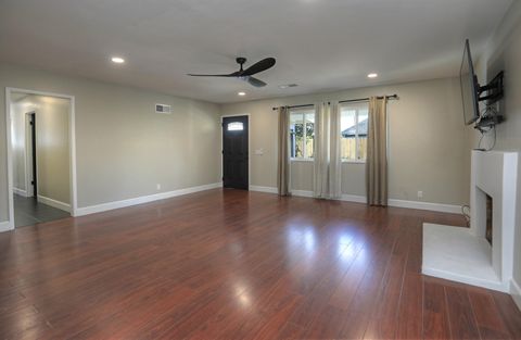 Photo of 4632 Tajo Drive, SANTA BARBARA, CA 93110 (MLS # 25-4318)
