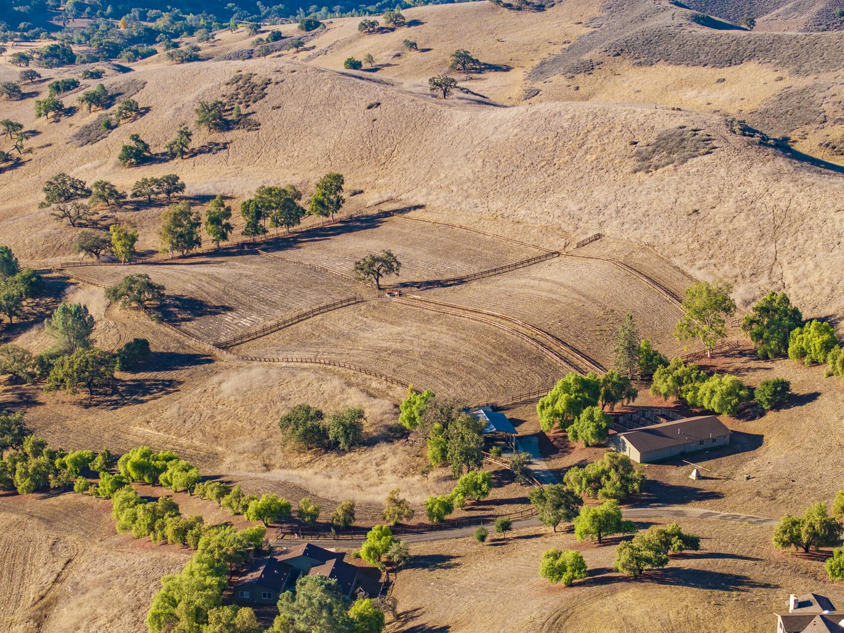 Santa Ynez, California 93460, United States, 4 Bedrooms Bedrooms, ,6 BathroomsBathrooms,Residential,Active,234402