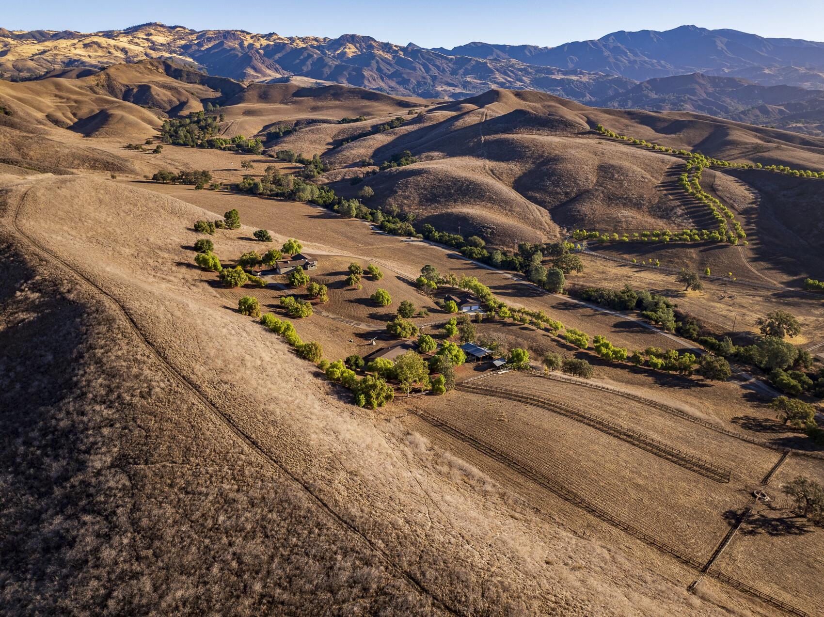 Santa Ynez, California 93460, United States, 4 Bedrooms Bedrooms, ,6 BathroomsBathrooms,Residential,Active,234402