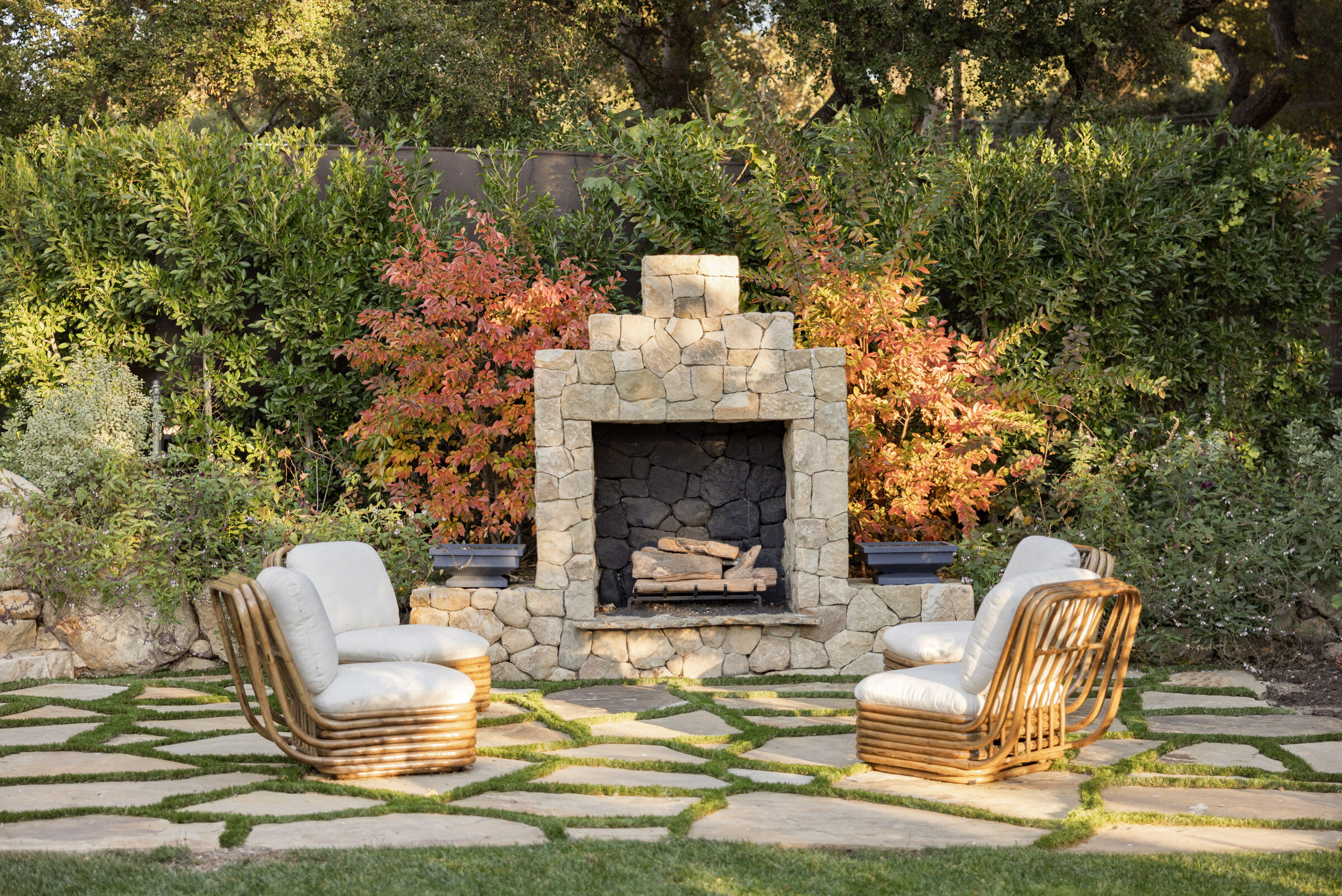 Santa Barbara, California 93105, United States, 4 Bedrooms Bedrooms, ,5 BathroomsBathrooms,Residential,Pending,22795