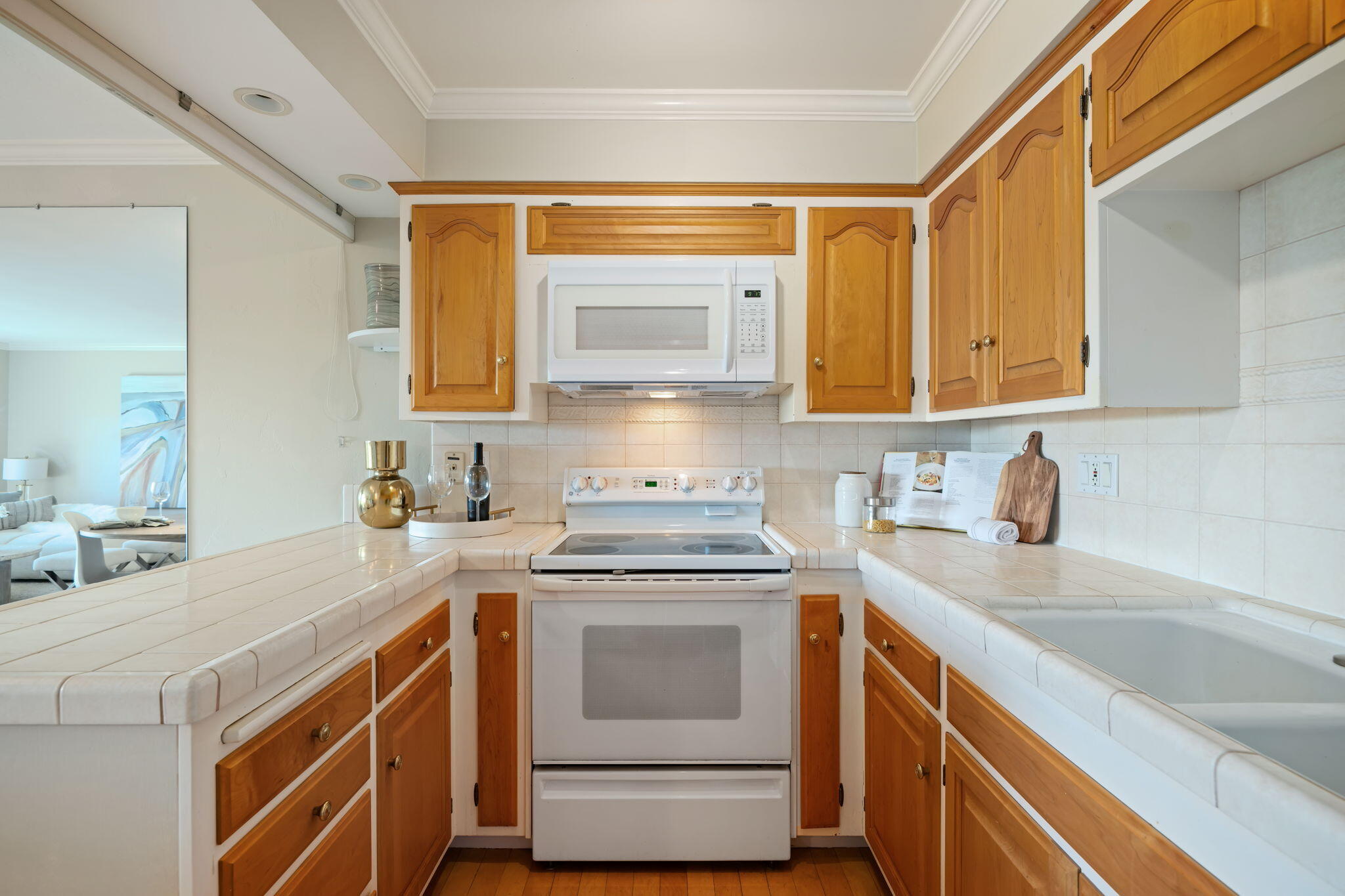 Santa Barbara, California 93105, United States, 1 Bedroom Bedrooms, ,1 BathroomBathrooms,Residential,Active,199002