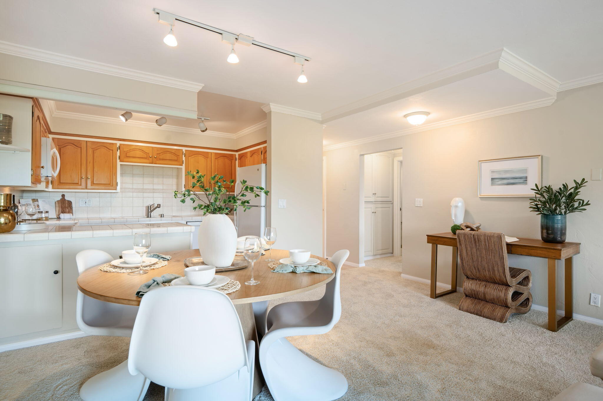 Santa Barbara, California 93105, United States, 1 Bedroom Bedrooms, ,1 BathroomBathrooms,Residential,Active,199002