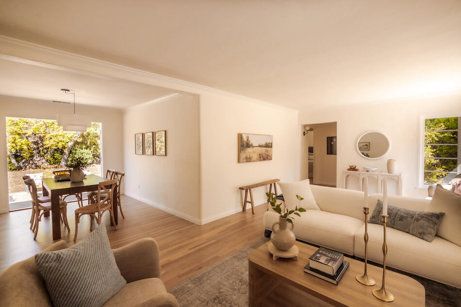 Santa Barbara, California 93105, United States, 2 Bedrooms Bedrooms, ,1 BathroomBathrooms,Residential,Pending,222724