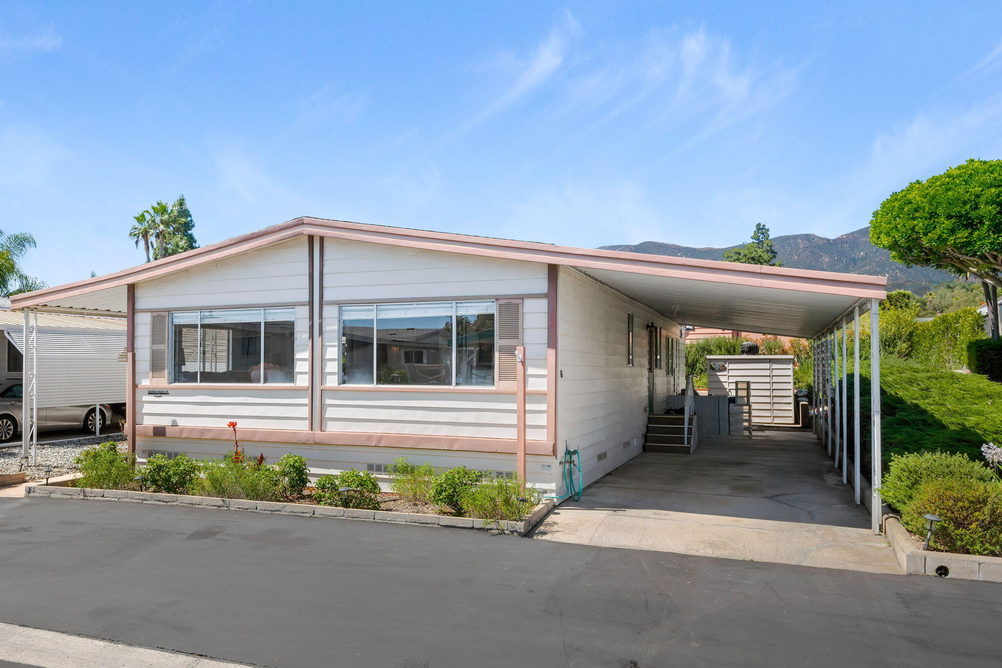 Santa Barbara, California 93110, United States, 2 Bedrooms Bedrooms, ,2 BathroomsBathrooms,Residential,Active,180787