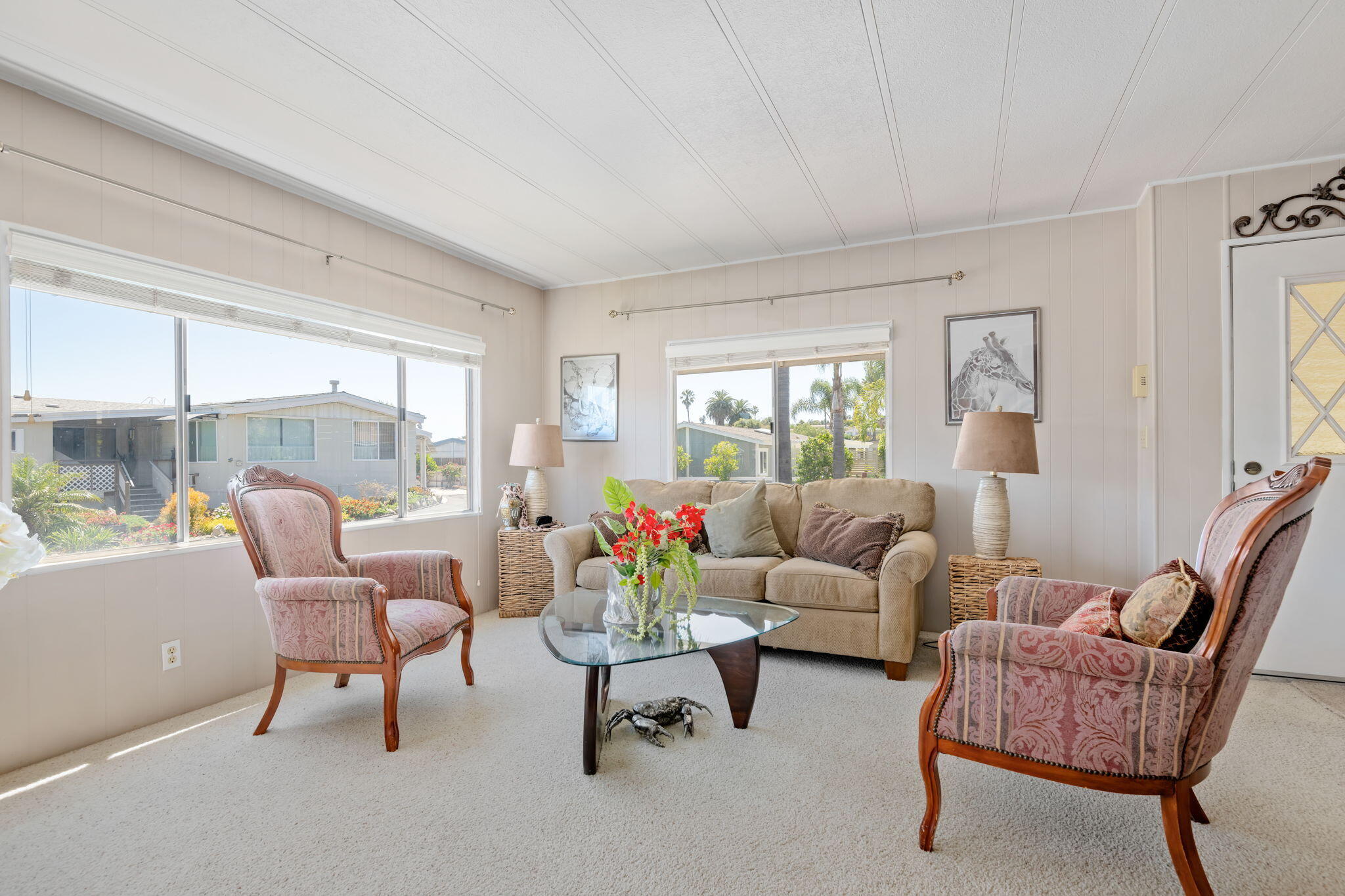 Santa Barbara, California 93110, United States, 2 Bedrooms Bedrooms, ,2 BathroomsBathrooms,Residential,Active,180787