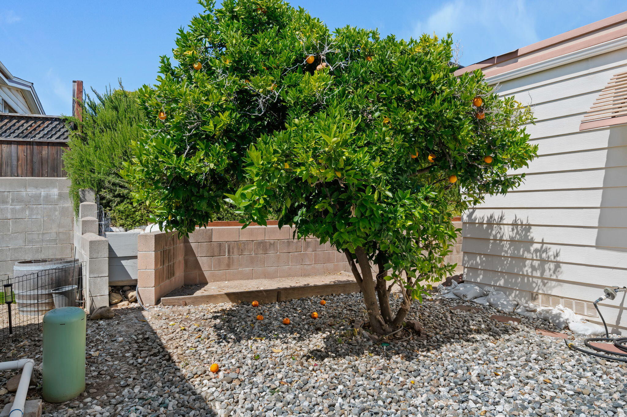 Santa Barbara, California 93110, United States, 2 Bedrooms Bedrooms, ,2 BathroomsBathrooms,Residential,Active,180787