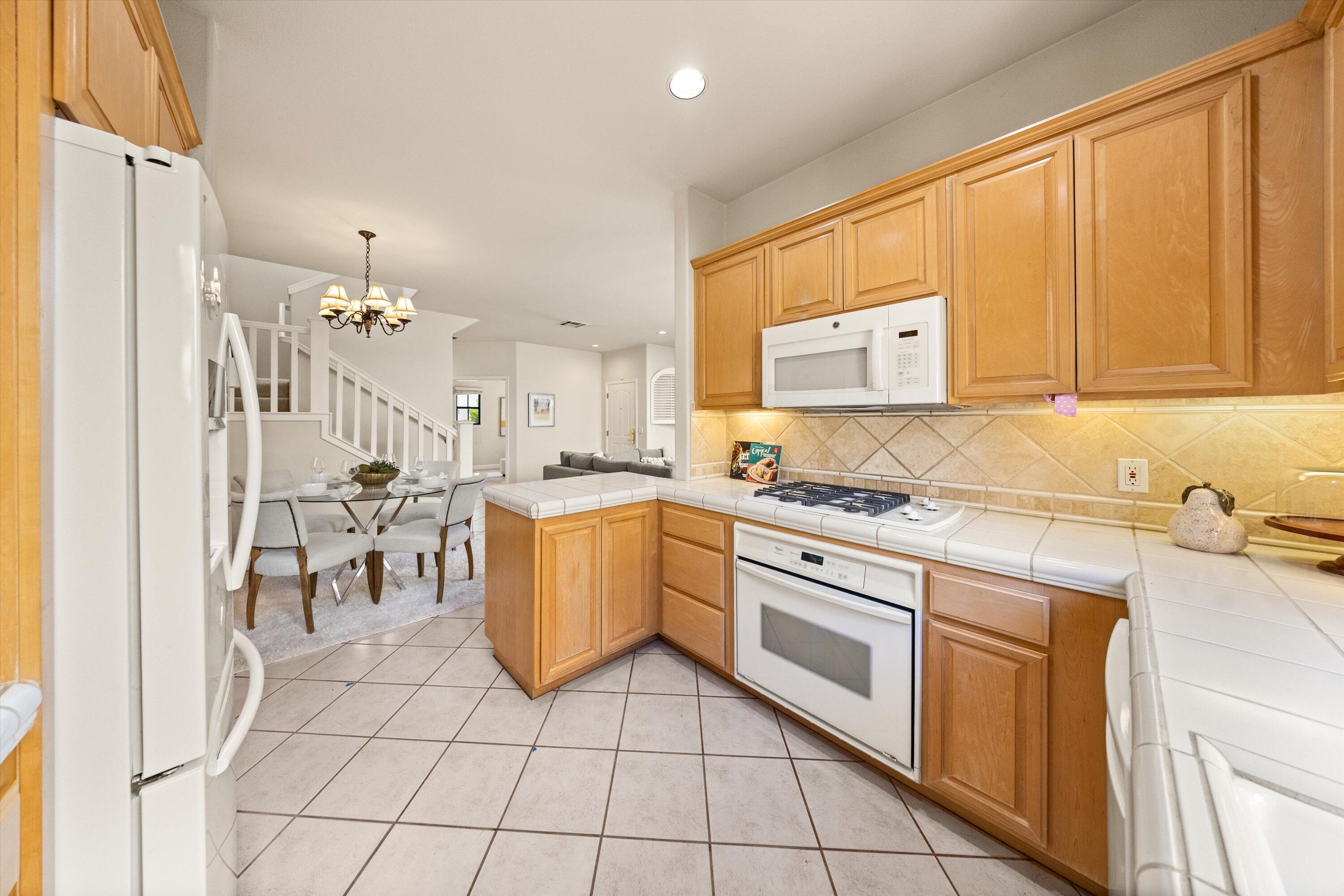 Santa Barbara, California 93105, United States, 3 Bedrooms Bedrooms, ,3 BathroomsBathrooms,Residential,Active,140293