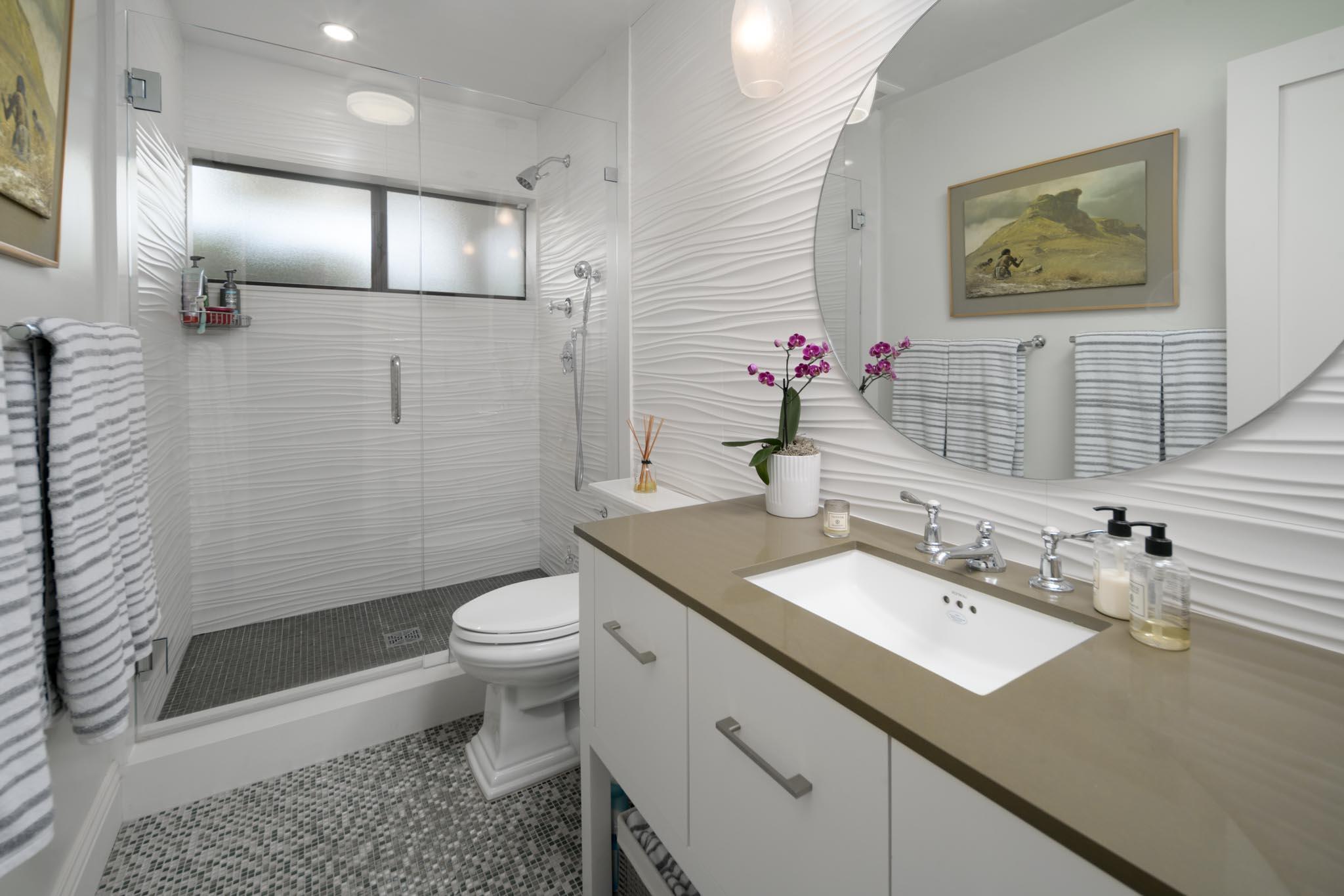 Carpinteria, California 93013, United States, 3 Bedrooms Bedrooms, ,2 BathroomsBathrooms,Residential,Active,129201