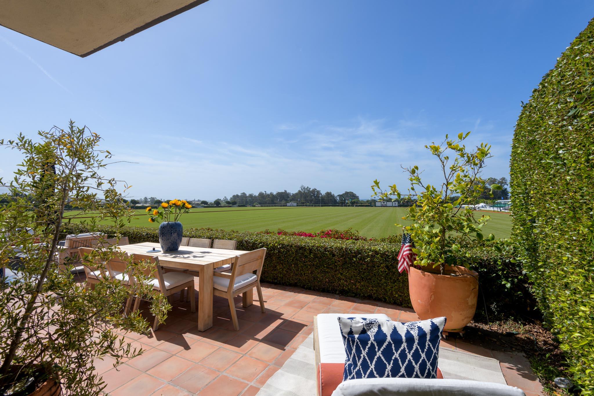 Carpinteria, California 93013, United States, 3 Bedrooms Bedrooms, ,2 BathroomsBathrooms,Residential,Active,129201