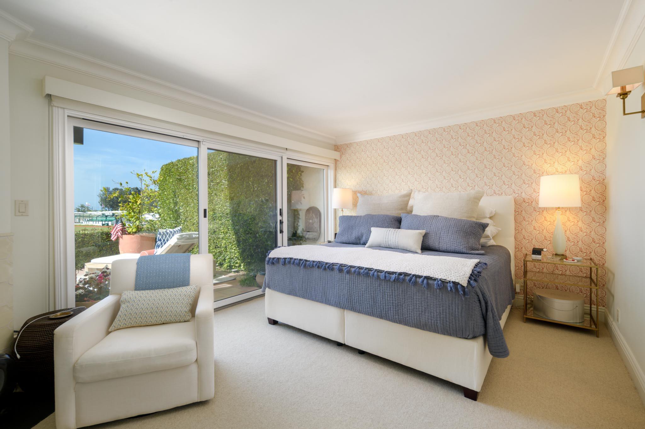 Carpinteria, California 93013, United States, 3 Bedrooms Bedrooms, ,2 BathroomsBathrooms,Residential,Active,129201