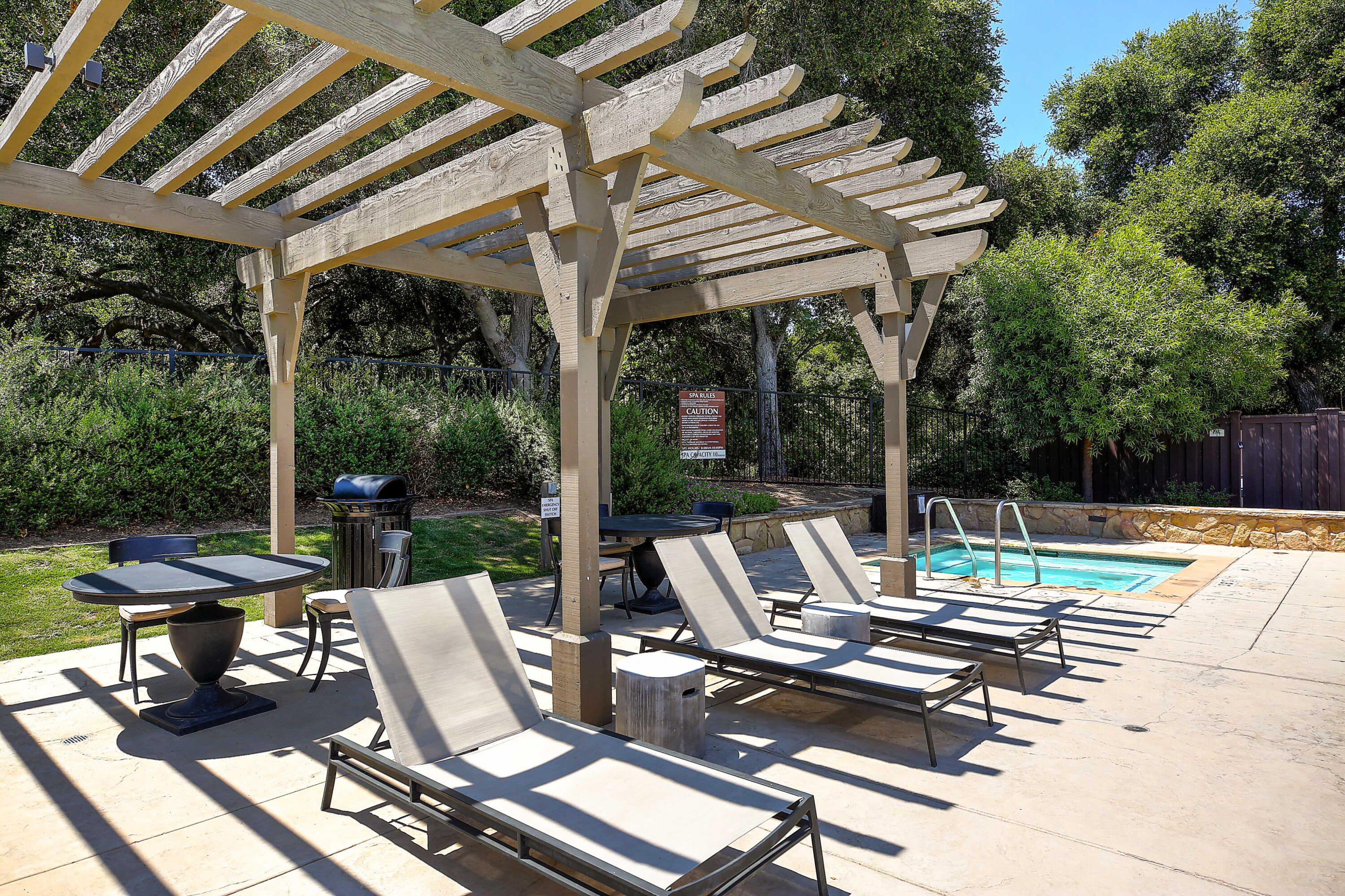 Santa Barbara, California, United States, 2 Bedrooms Bedrooms, ,2 BathroomsBathrooms,Residential,Active,164350