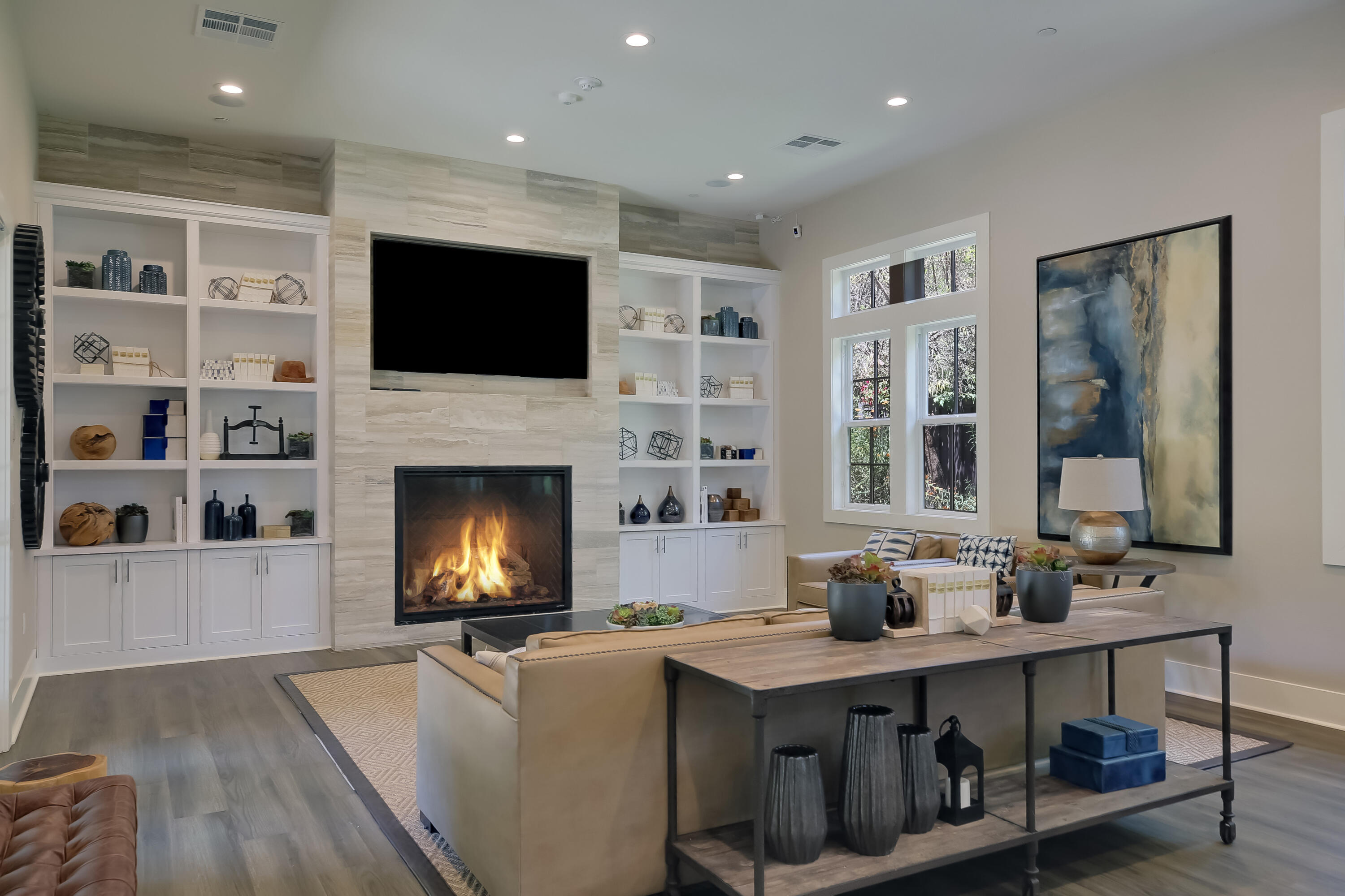 Santa Barbara, California, United States, 2 Bedrooms Bedrooms, ,2 BathroomsBathrooms,Residential,Active,164350