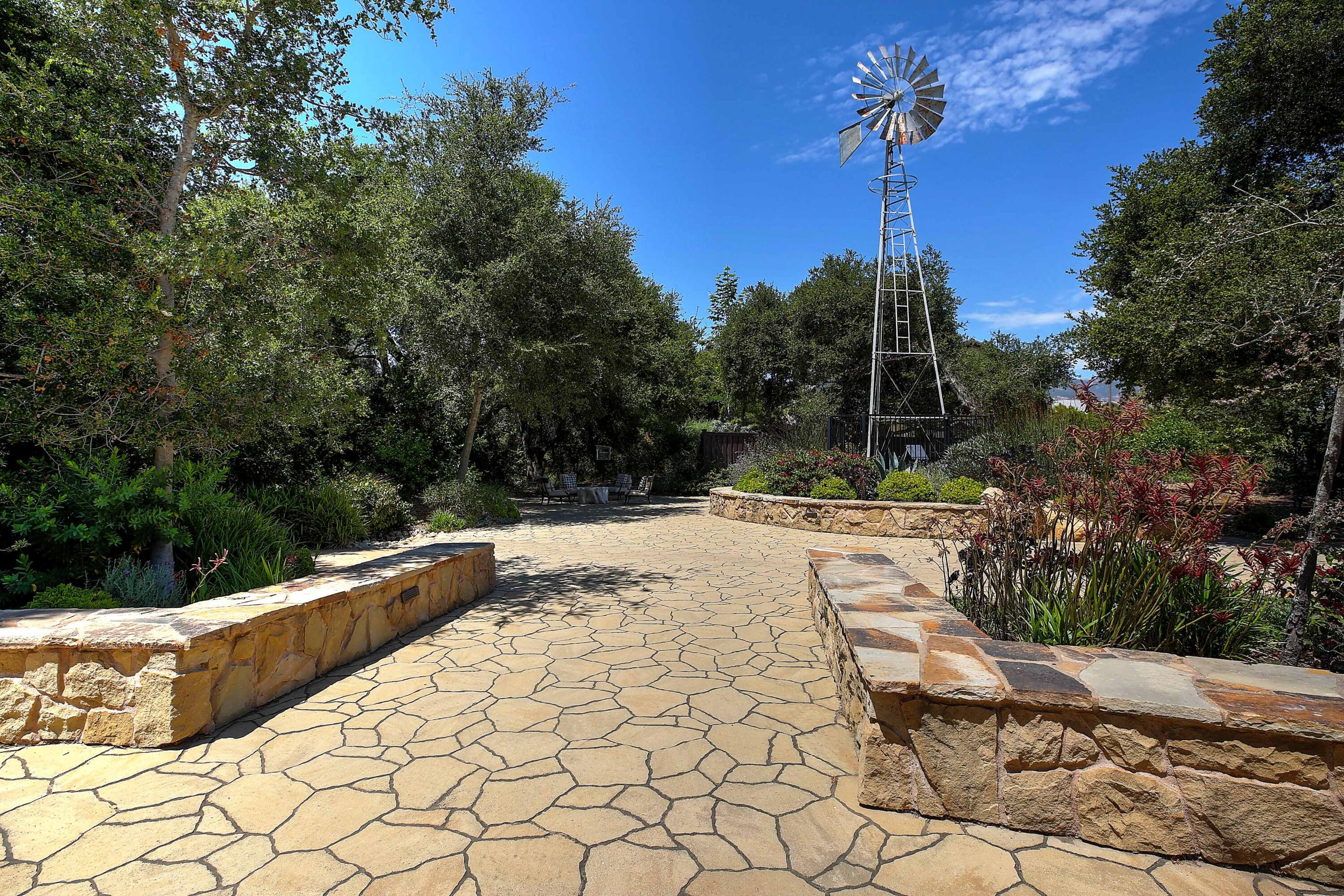 Santa Barbara, California, United States, 2 Bedrooms Bedrooms, ,2 BathroomsBathrooms,Residential,Active,164350