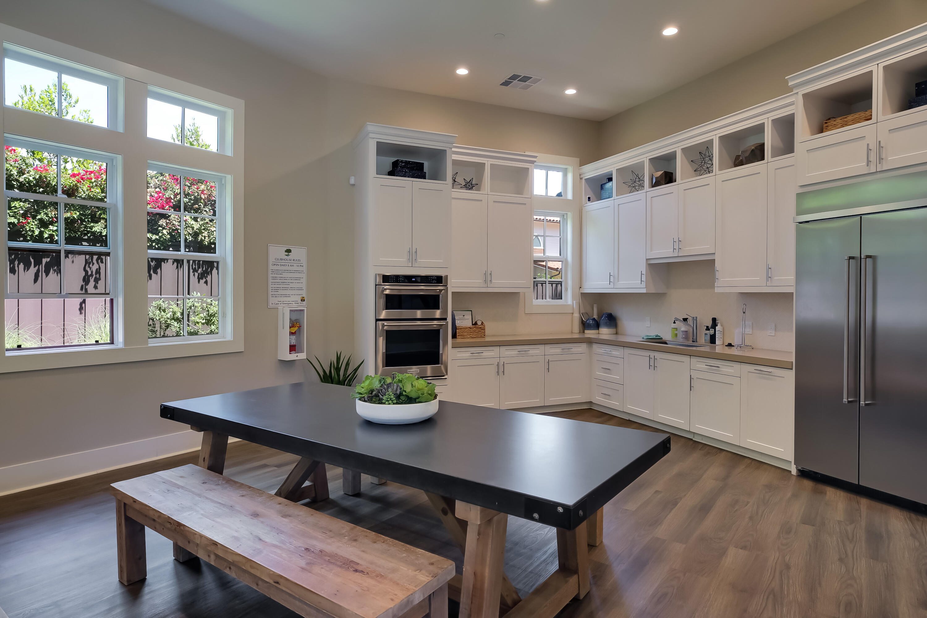 Santa Barbara, California, United States, 2 Bedrooms Bedrooms, ,2 BathroomsBathrooms,Residential,Active,164350