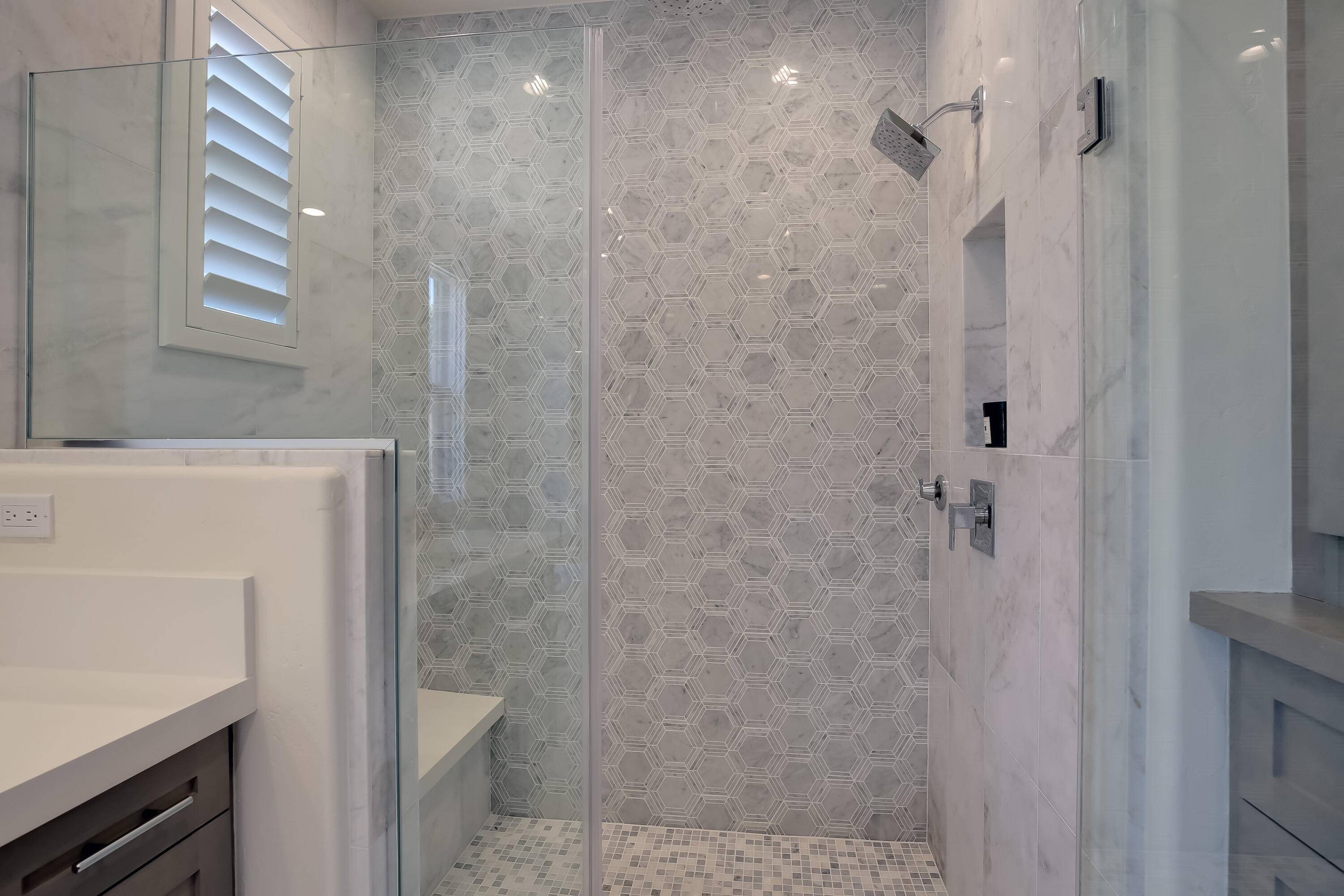 Santa Barbara, California, United States, 2 Bedrooms Bedrooms, ,2 BathroomsBathrooms,Residential,Active,164350