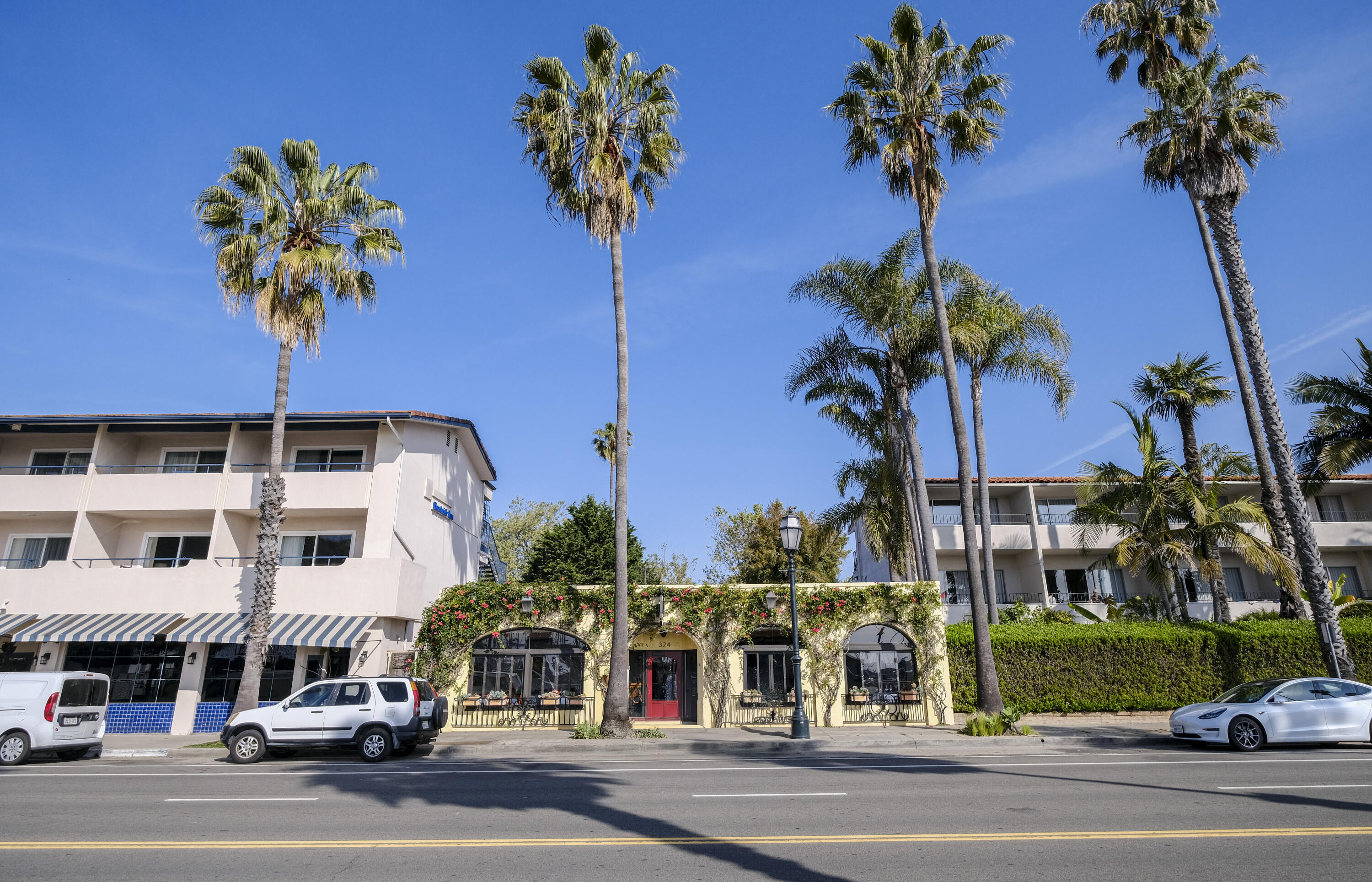 324 W Cabrillo Boulevard