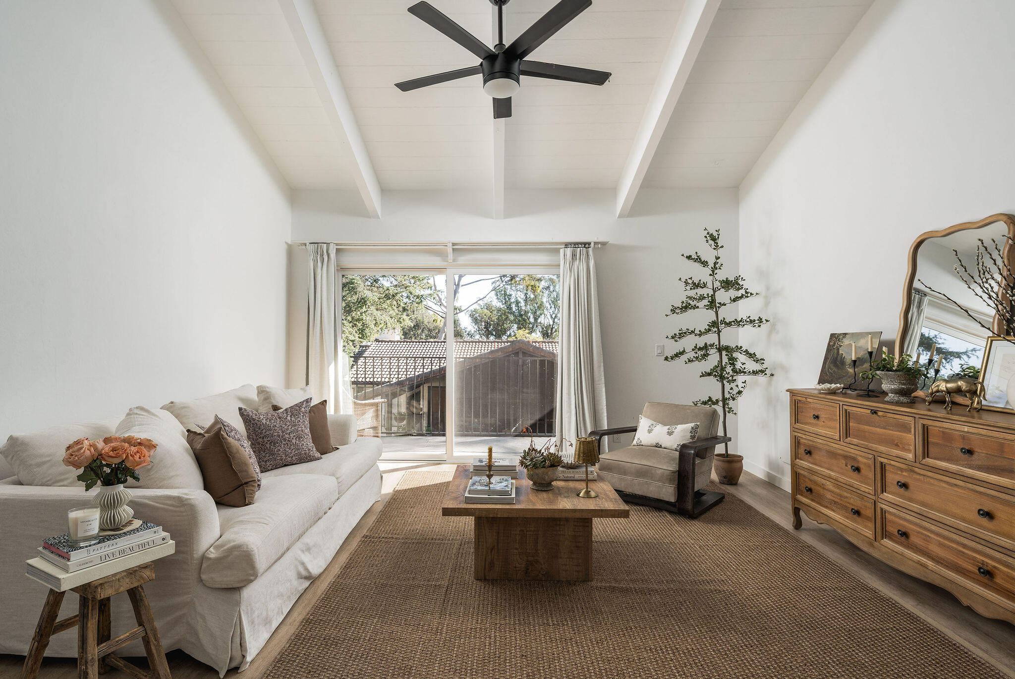 864 Highland Drive 6