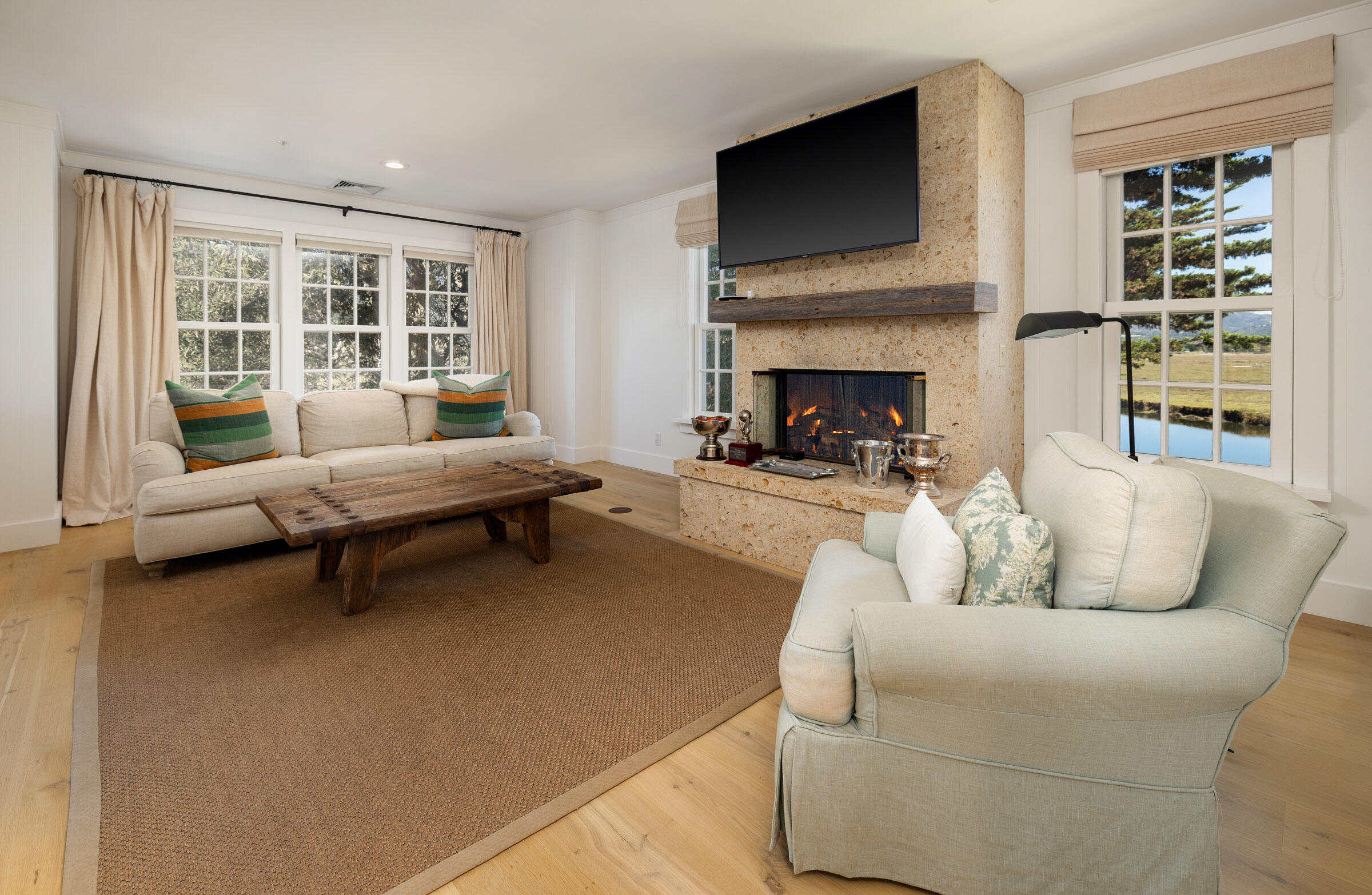 Carpinteria, California 93013, United States, 4 Bedrooms Bedrooms, ,5 BathroomsBathrooms,Residential,Coming Soon,225793