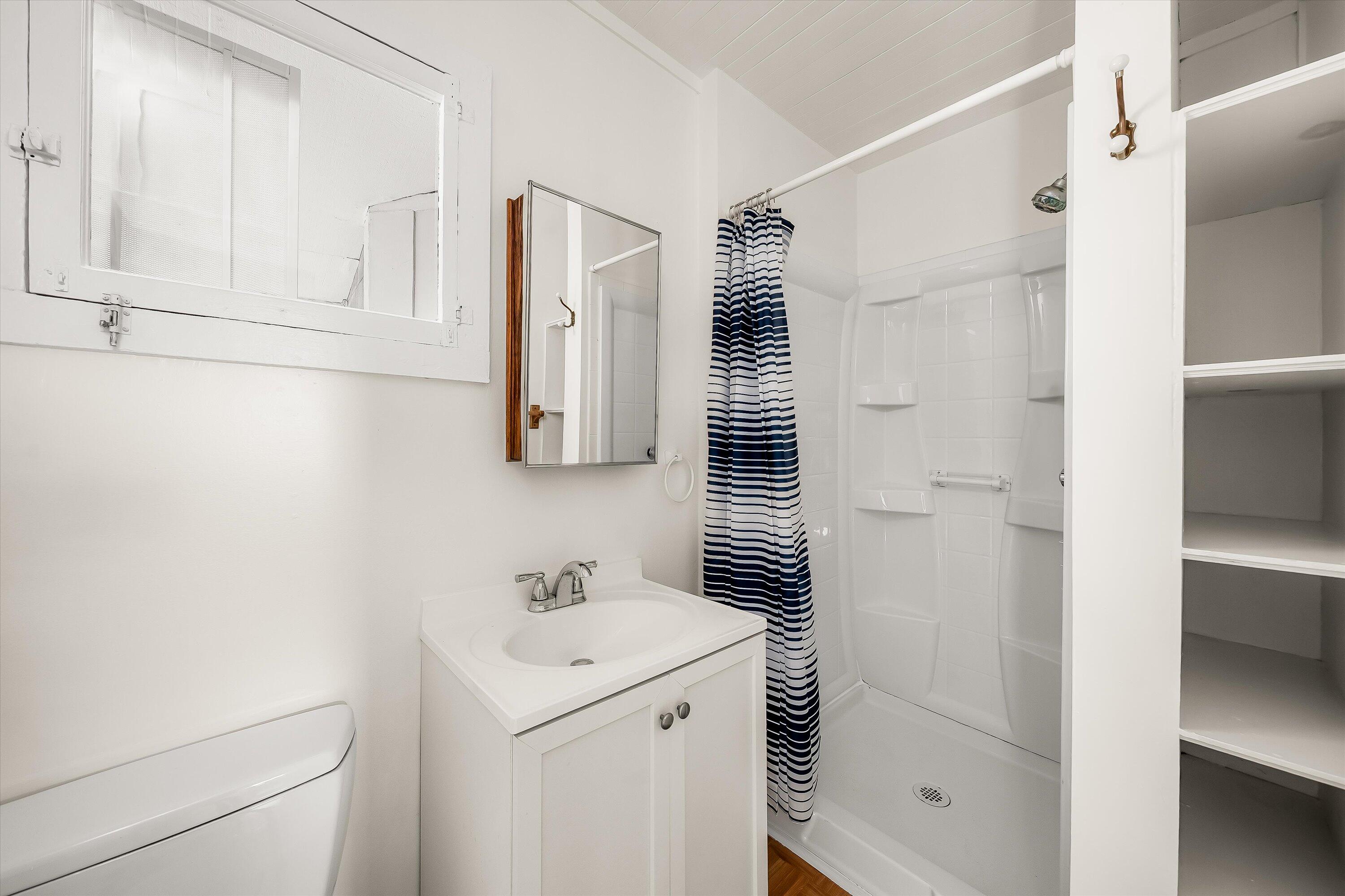 Santa Barbara, California 93101, United States, ,Residential,Active,238820