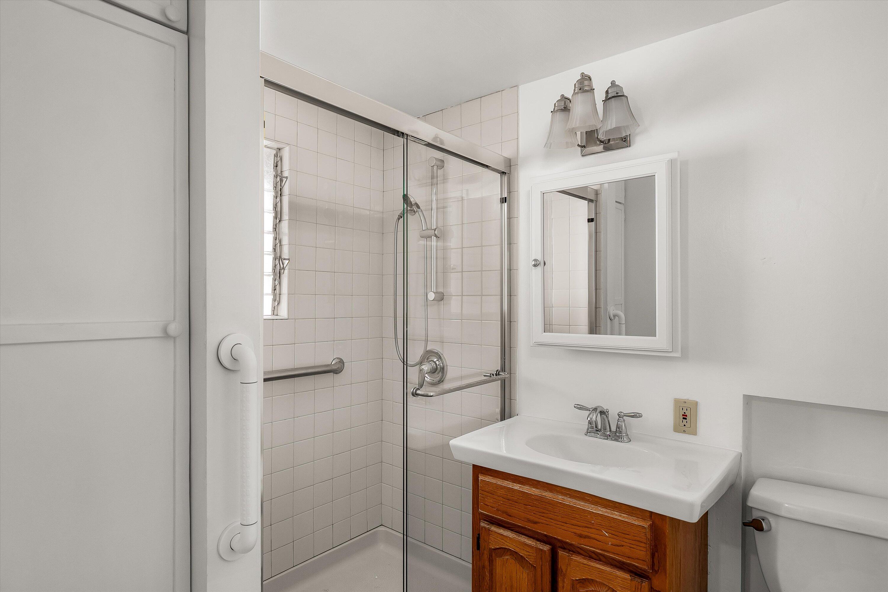 Santa Barbara, California 93101, United States, ,Residential,Active,238820