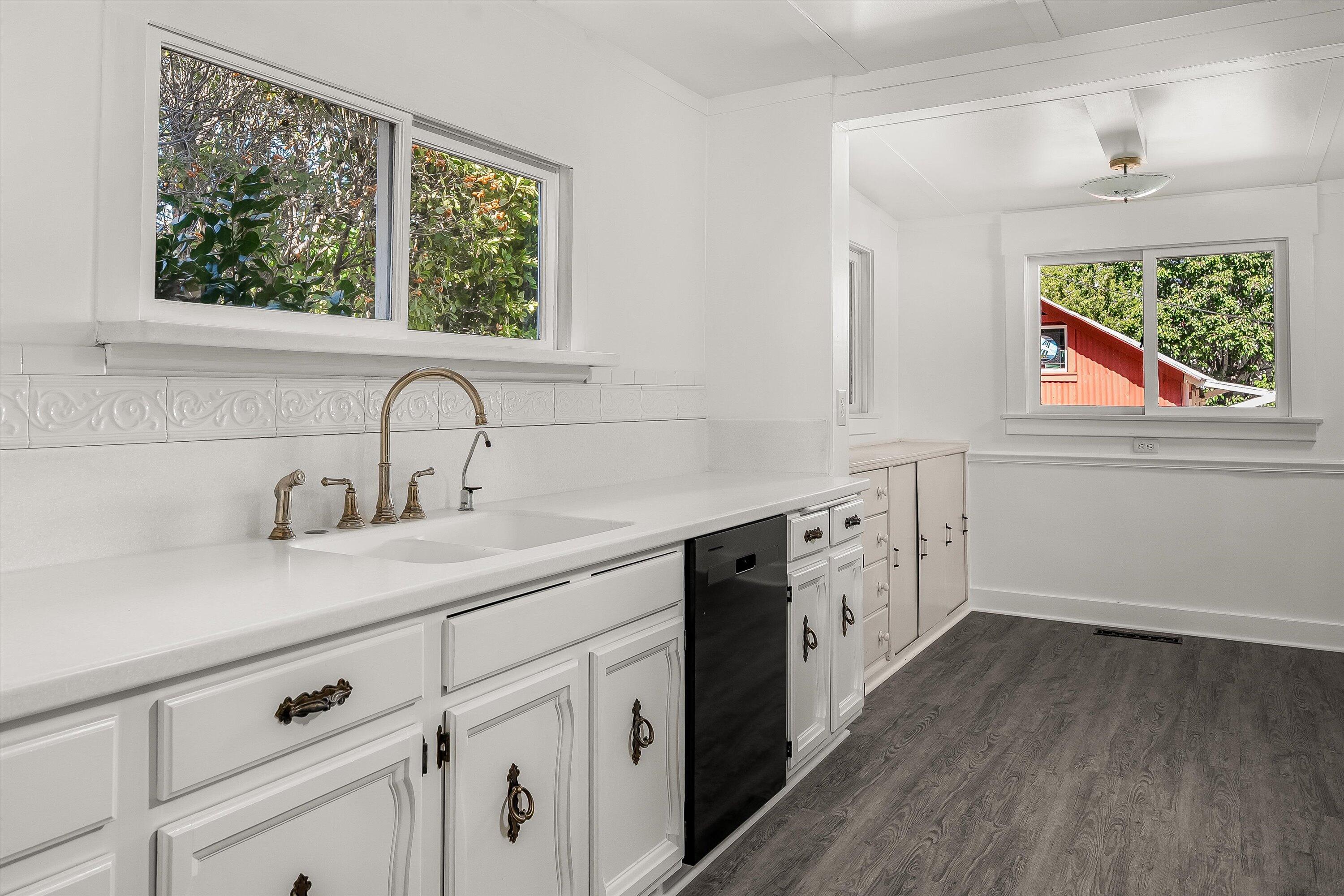 Santa Barbara, California 93101, United States, ,Residential,Active,238820