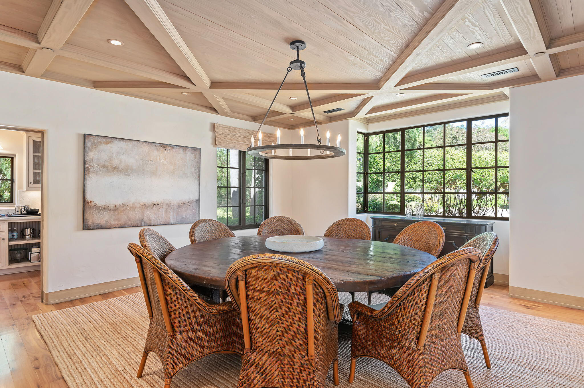 Montecito, California 93108, United States, 5 Bedrooms Bedrooms, ,5 BathroomsBathrooms,Residential,Active,229560