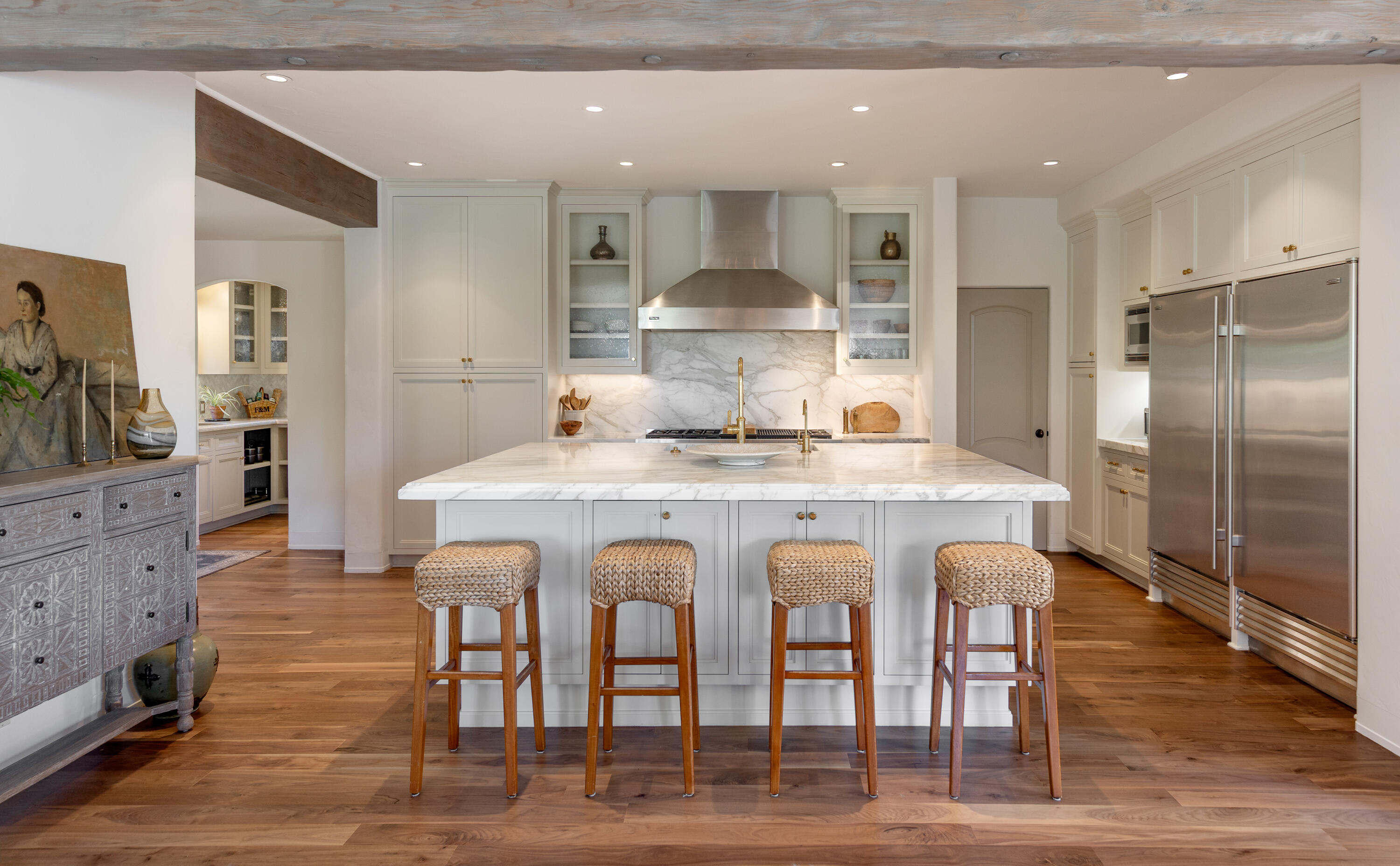 Montecito, California 93108, United States, 5 Bedrooms Bedrooms, ,5 BathroomsBathrooms,Residential,Active,229560