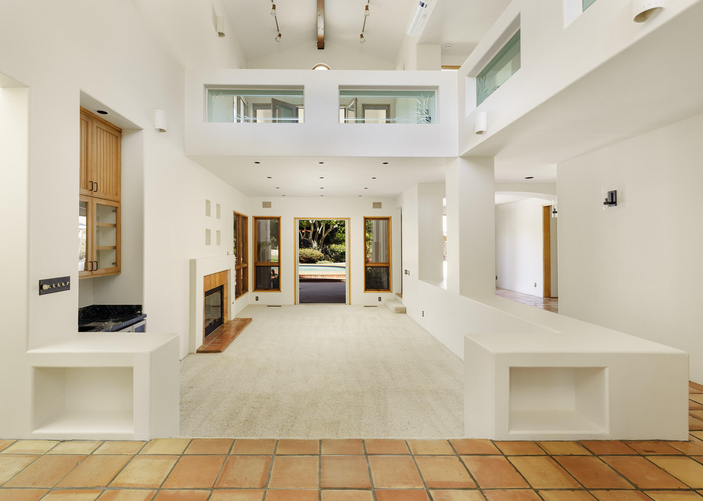 4594 Camino Molinero