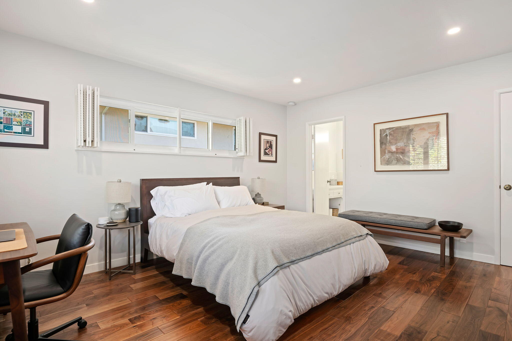 Santa Barbara, California 93105, United States, 3 Bedrooms Bedrooms, ,2 BathroomsBathrooms,Residential,Active,99227