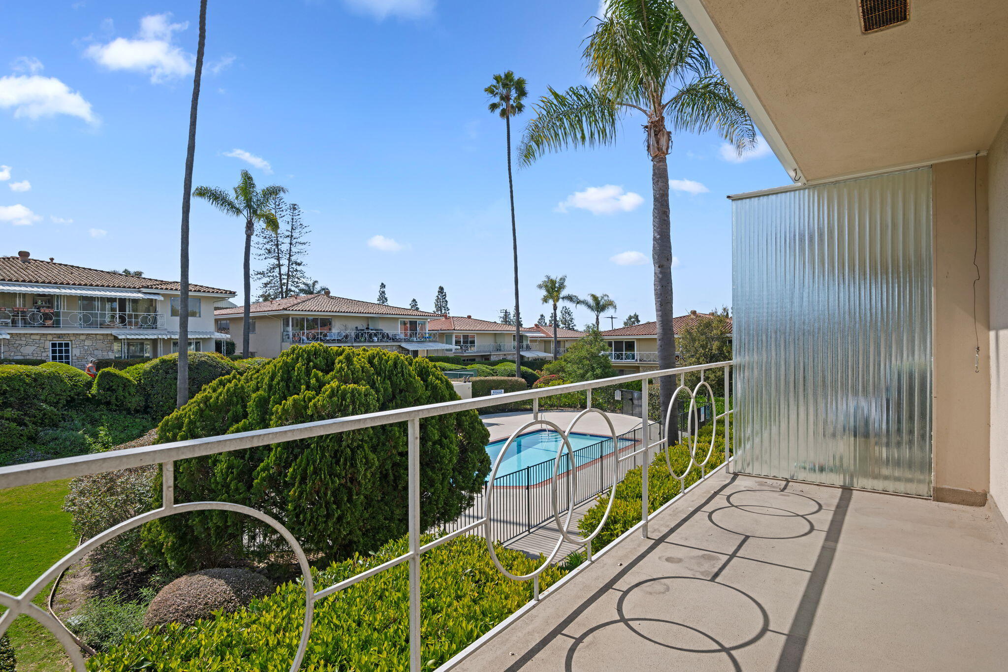 Santa Barbara, California 93105, United States, 3 Bedrooms Bedrooms, ,2 BathroomsBathrooms,Residential,Active,99227