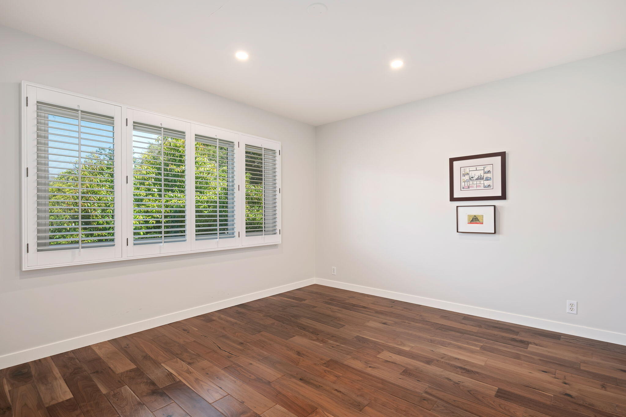 Santa Barbara, California 93105, United States, 3 Bedrooms Bedrooms, ,2 BathroomsBathrooms,Residential,Active,99227