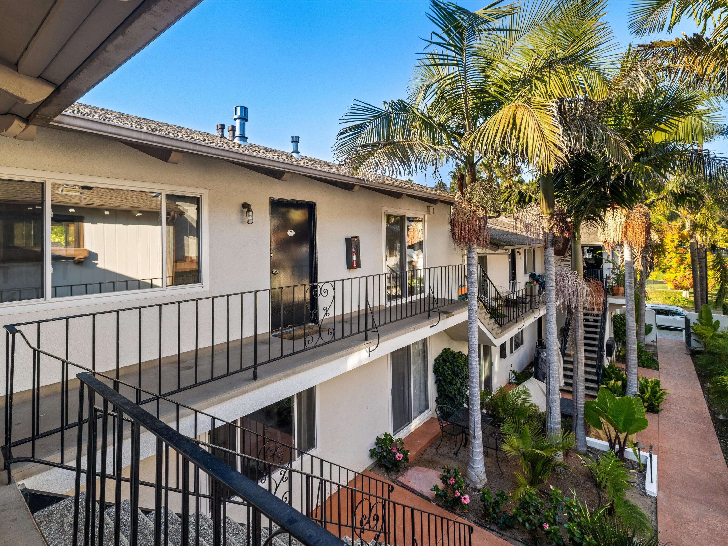 Santa Barbara, California 93103, United States, ,Residential,Active,39263