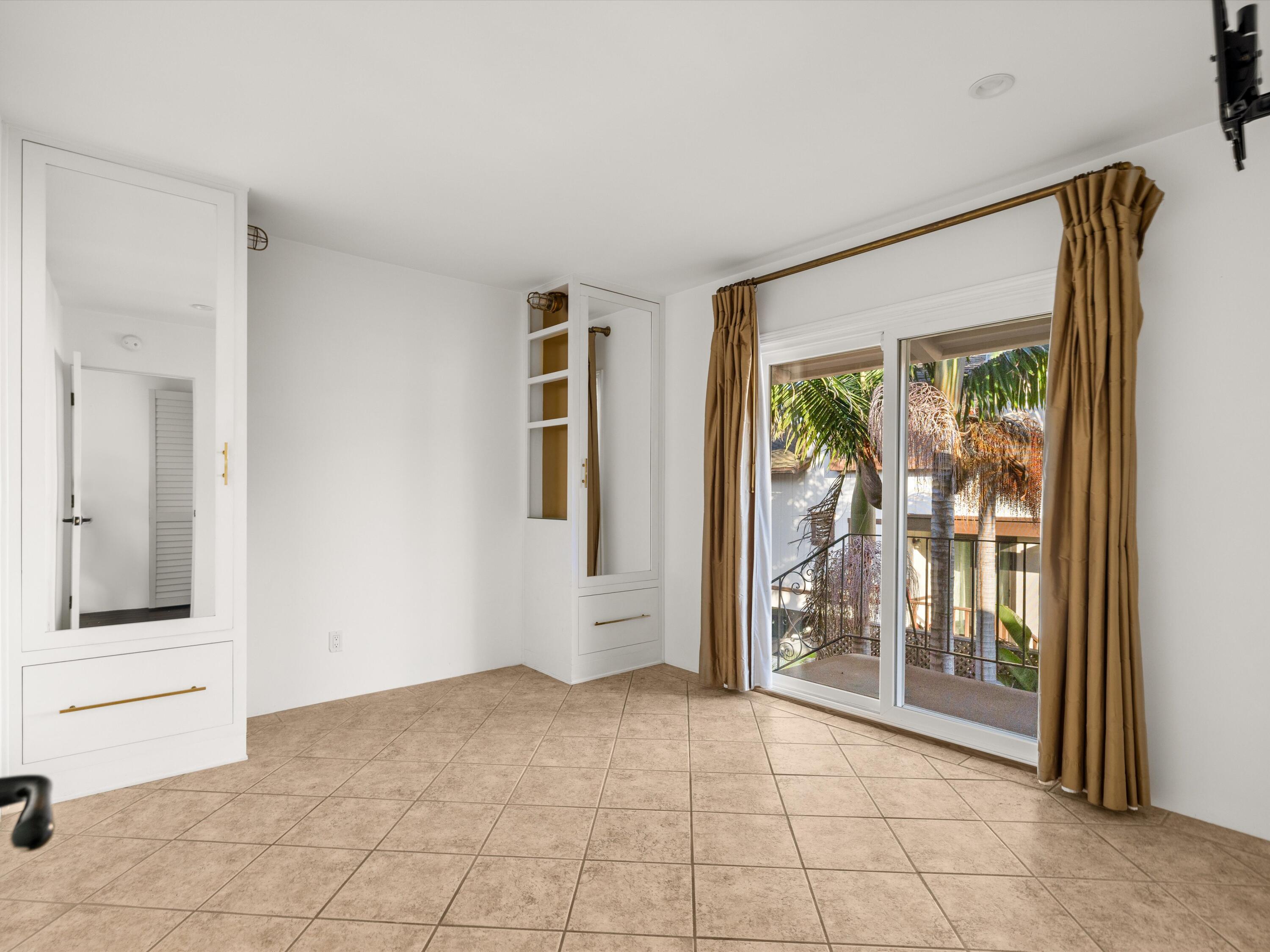 Santa Barbara, California 93103, United States, ,Residential,Active,39263