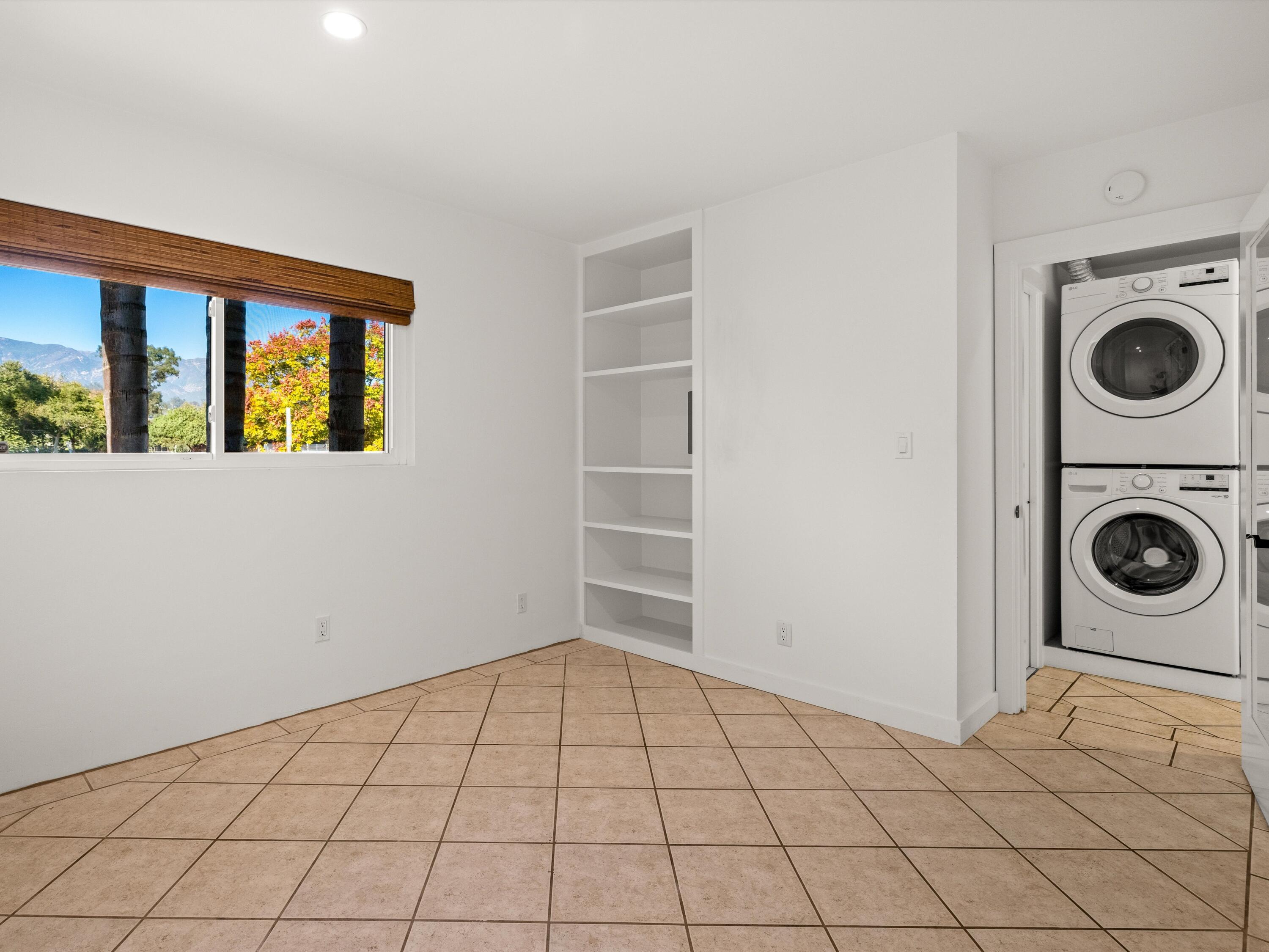 Santa Barbara, California 93103, United States, ,Residential,Active,39263