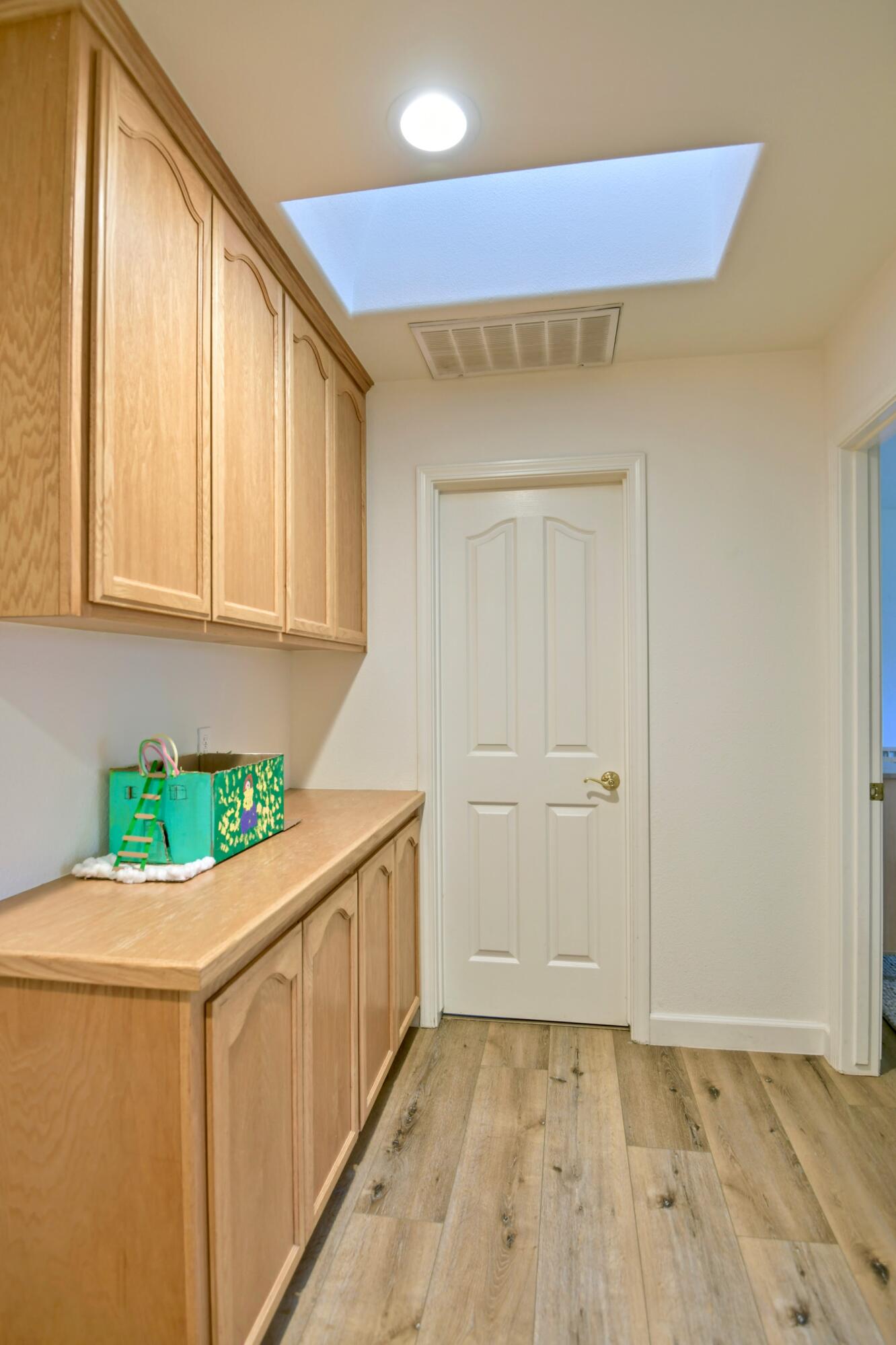 Los Alamos, California 93440, United States, 4 Bedrooms Bedrooms, ,2 BathroomsBathrooms,Residential,Active,90044