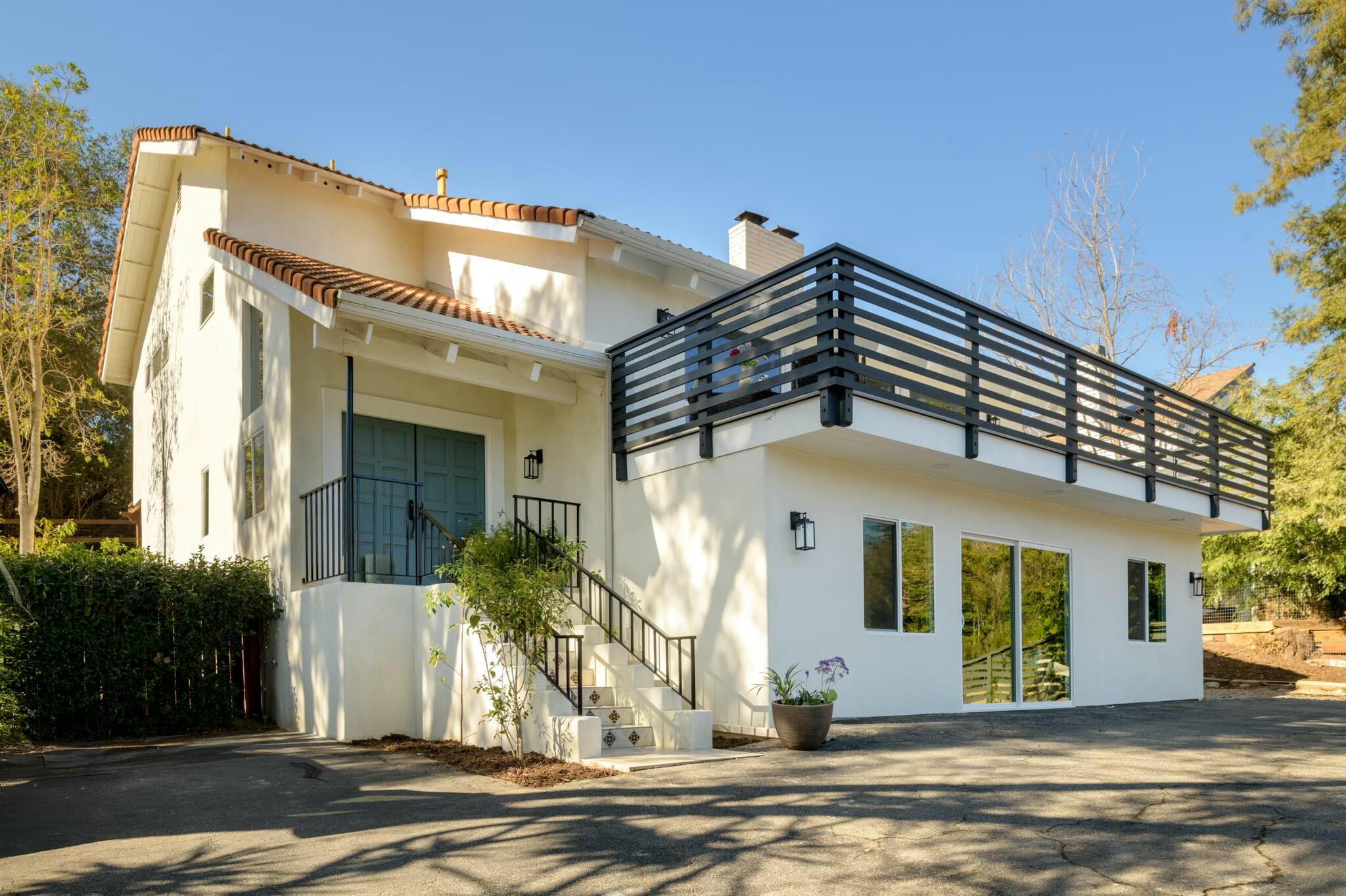 Ojai, California 93023, United States, 3 Bedrooms Bedrooms, ,3 BathroomsBathrooms,Residential,Pending,7379