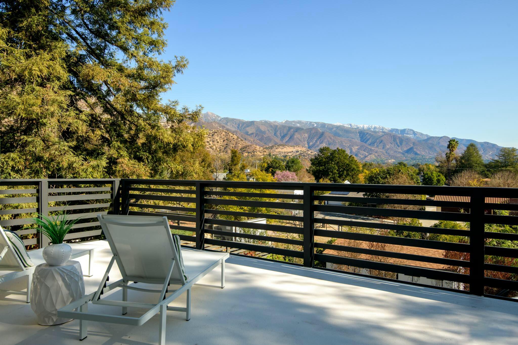 Ojai, California 93023, United States, 3 Bedrooms Bedrooms, ,3 BathroomsBathrooms,Residential,Pending,7379