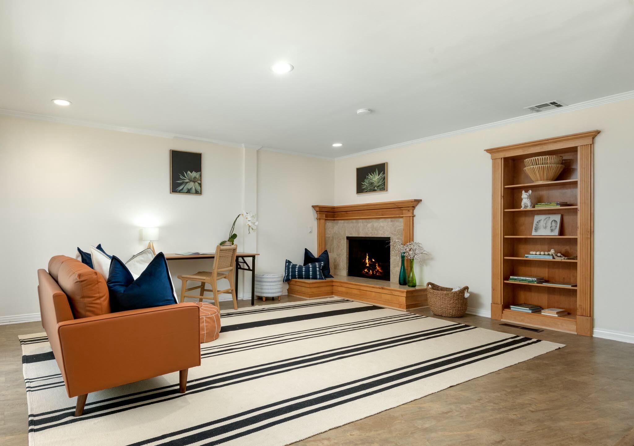 Ojai, California 93023, United States, 3 Bedrooms Bedrooms, ,3 BathroomsBathrooms,Residential,Pending,7379