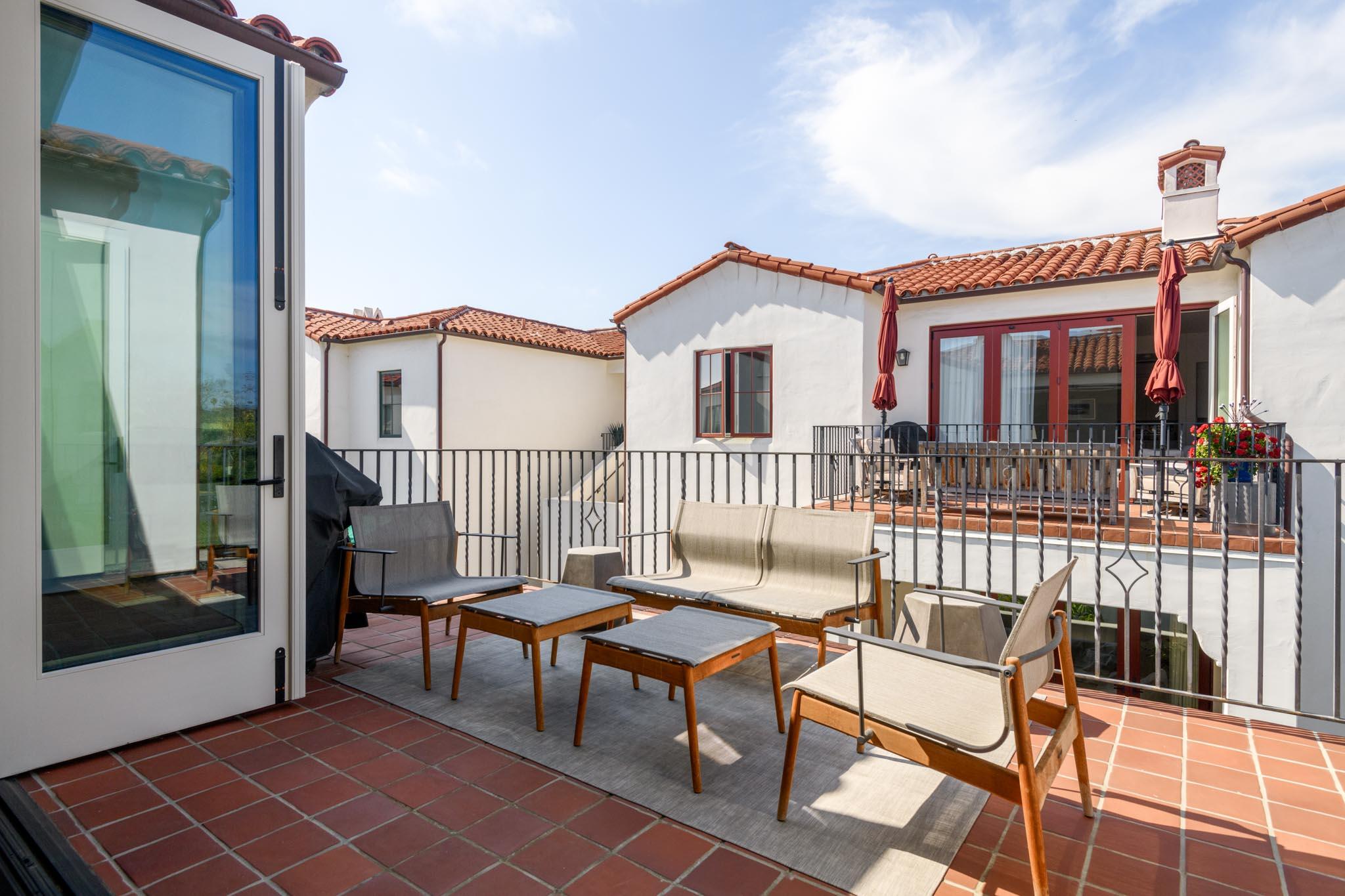 3722 State Street Unit 311