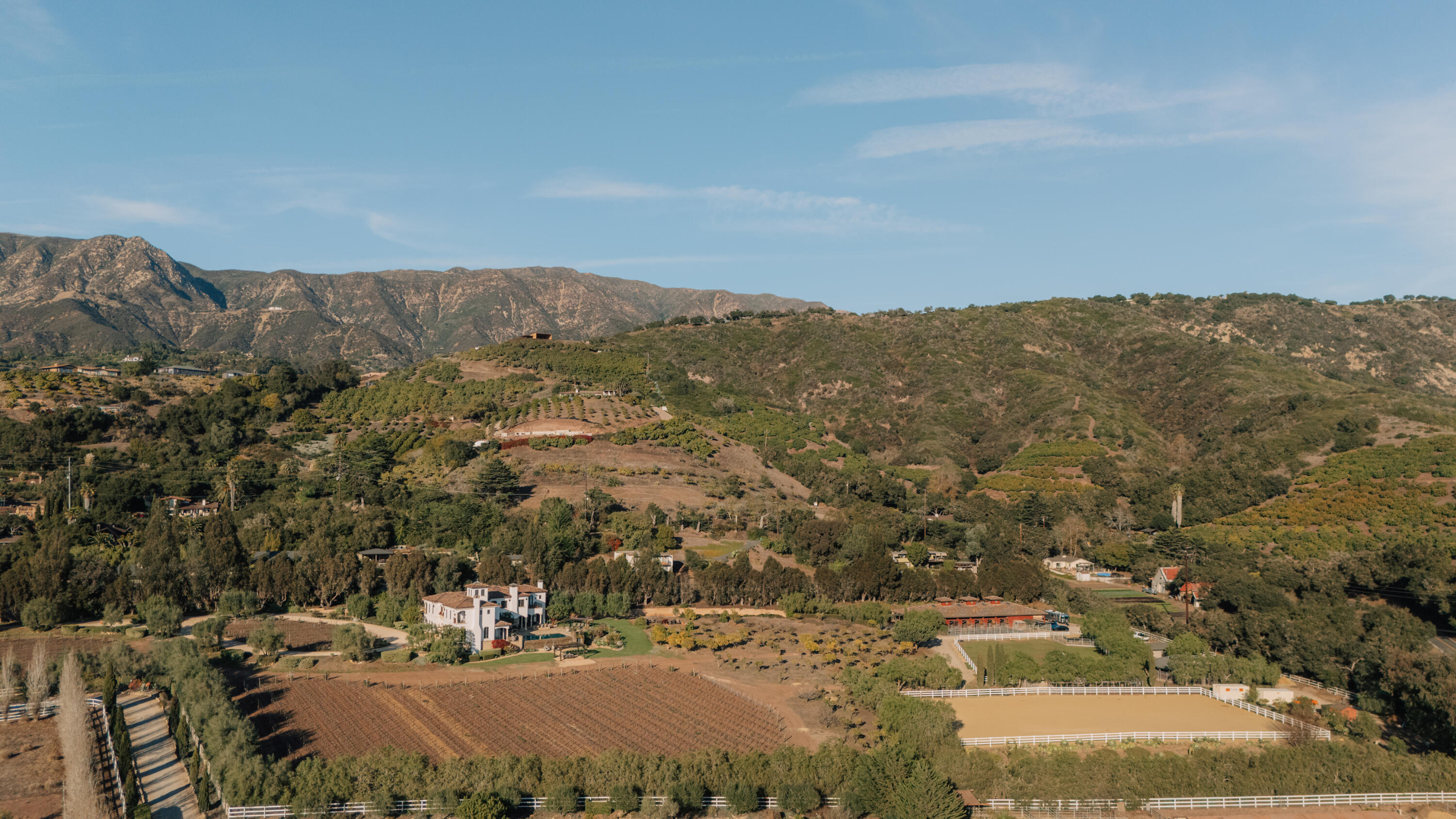 Santa Barbara, California 93013, United States, 5 Bedrooms Bedrooms, ,8 BathroomsBathrooms,Residential,Active,4027