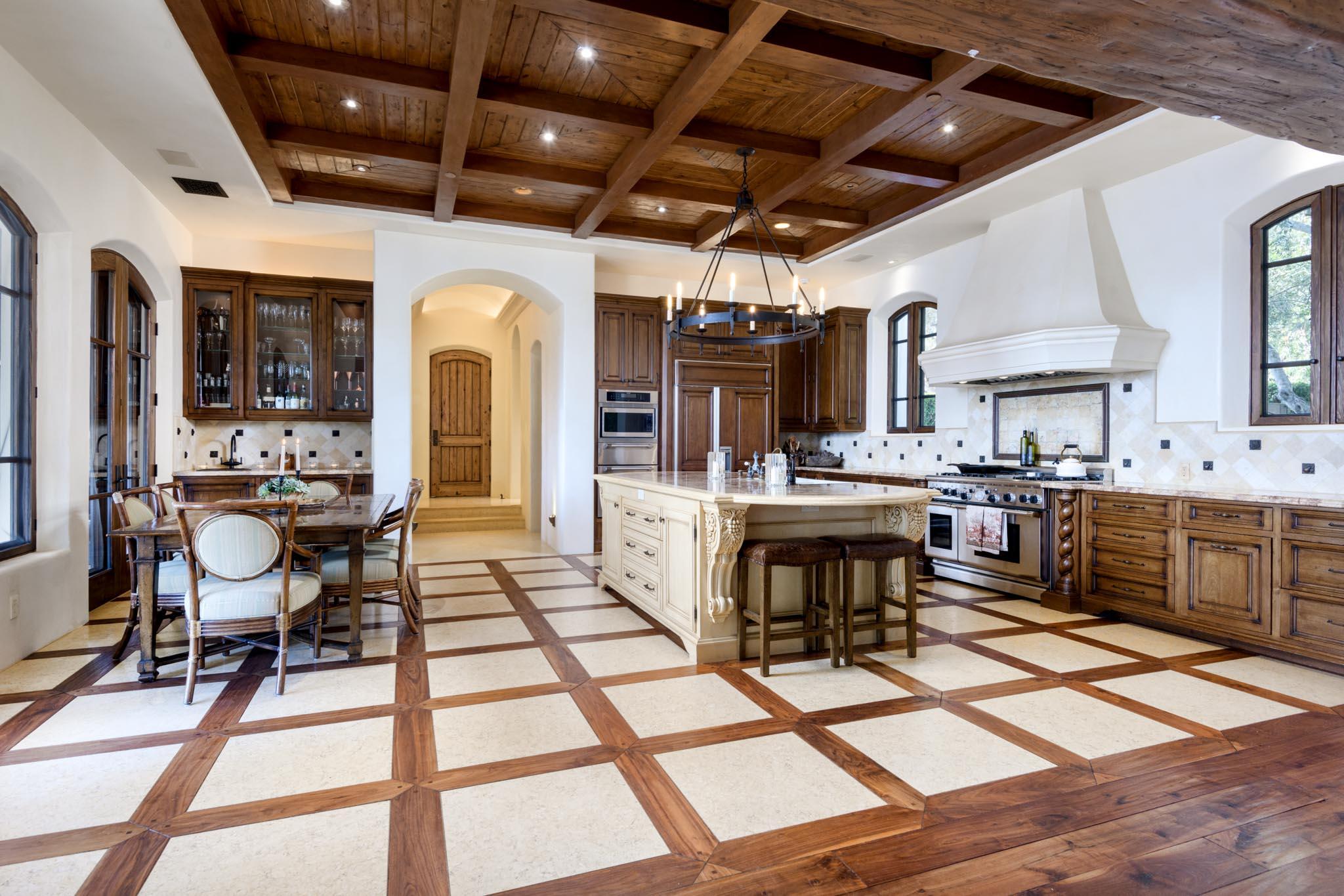 Santa Barbara, California 93013, United States, 5 Bedrooms Bedrooms, ,8 BathroomsBathrooms,Residential,Active,4027