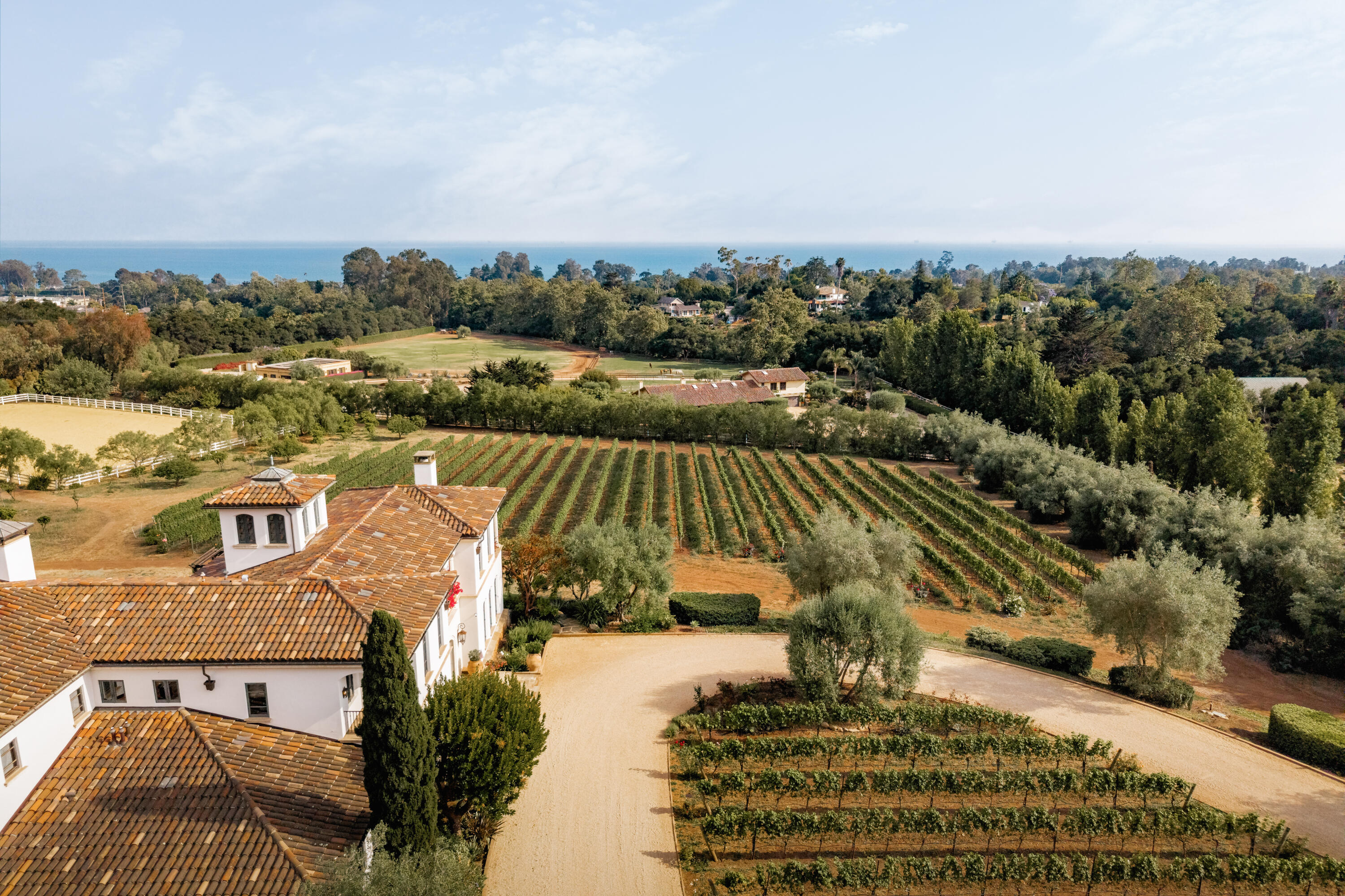 Santa Barbara, California 93013, United States, 5 Bedrooms Bedrooms, ,8 BathroomsBathrooms,Residential,Active,4027