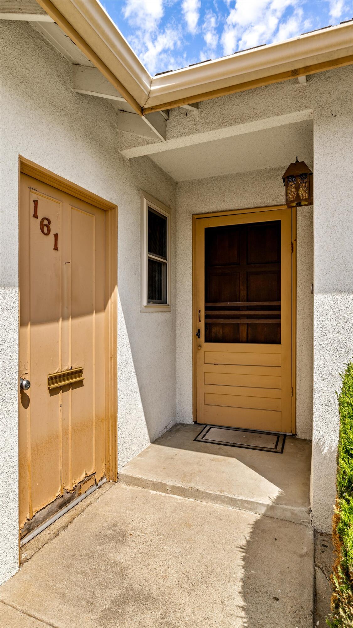 Santa Barbara, California 93110, United States, 4 Bedrooms Bedrooms, ,2 BathroomsBathrooms,Residential,Active,201921