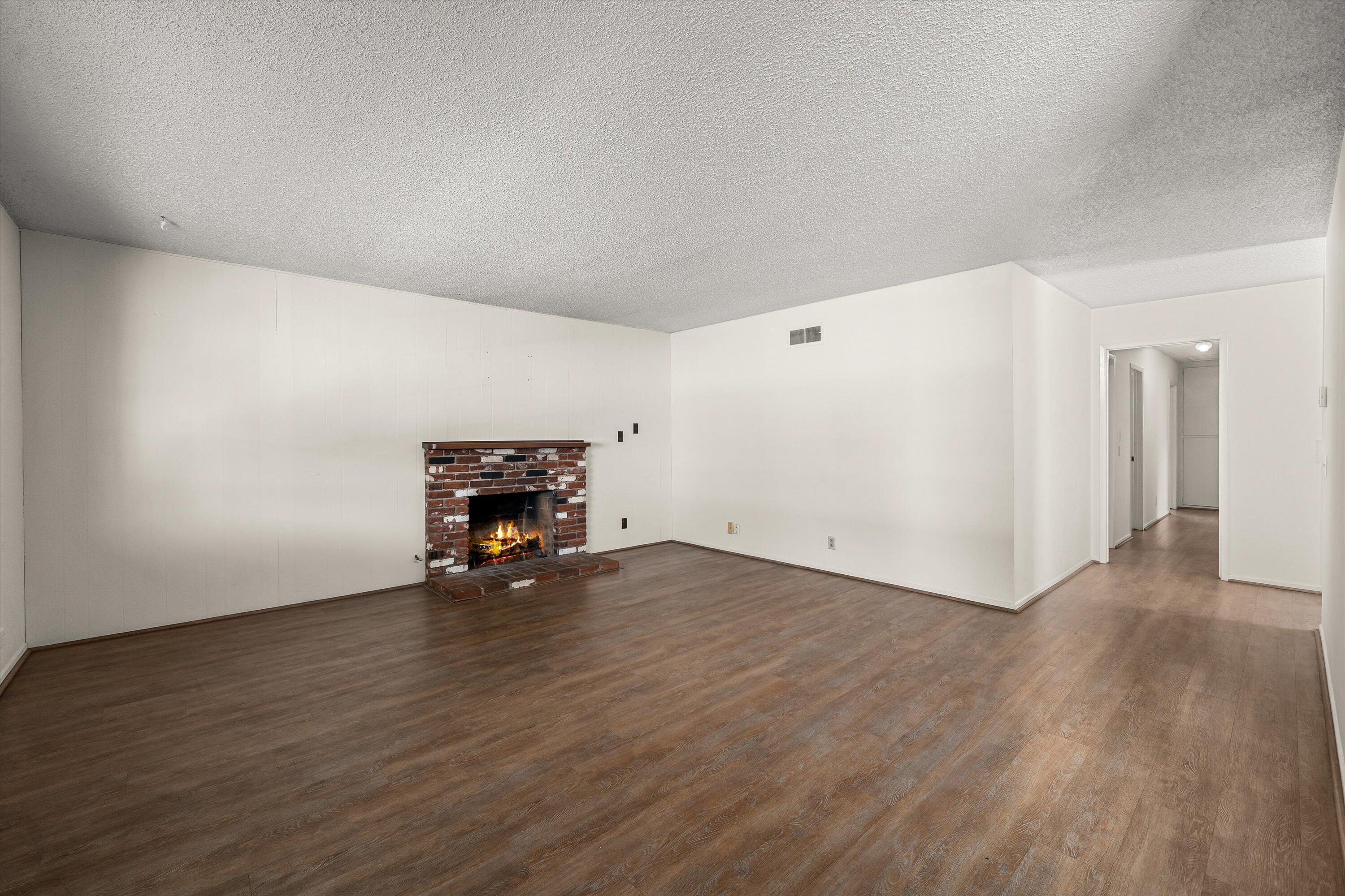 Santa Barbara, California 93110, United States, 4 Bedrooms Bedrooms, ,2 BathroomsBathrooms,Residential,Active,201921