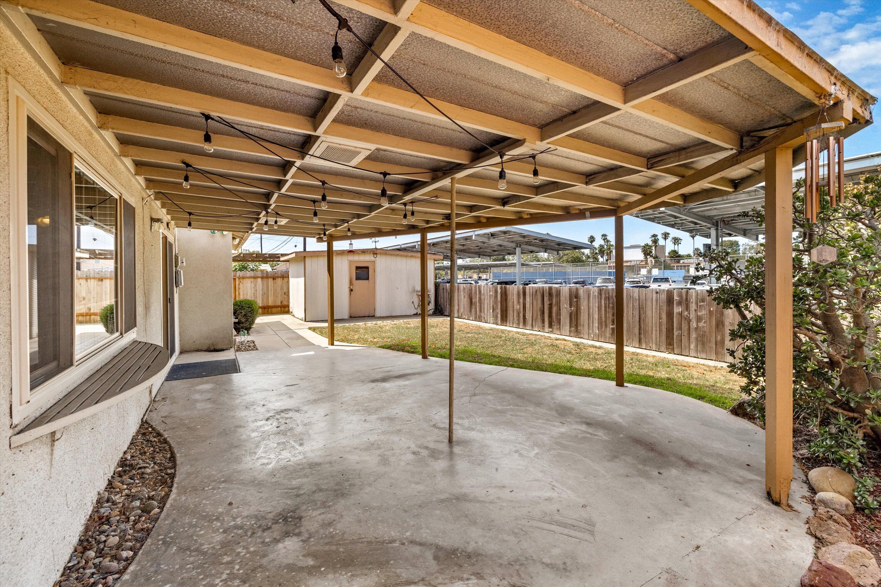 Santa Barbara, California 93110, United States, 4 Bedrooms Bedrooms, ,2 BathroomsBathrooms,Residential,Active,201921